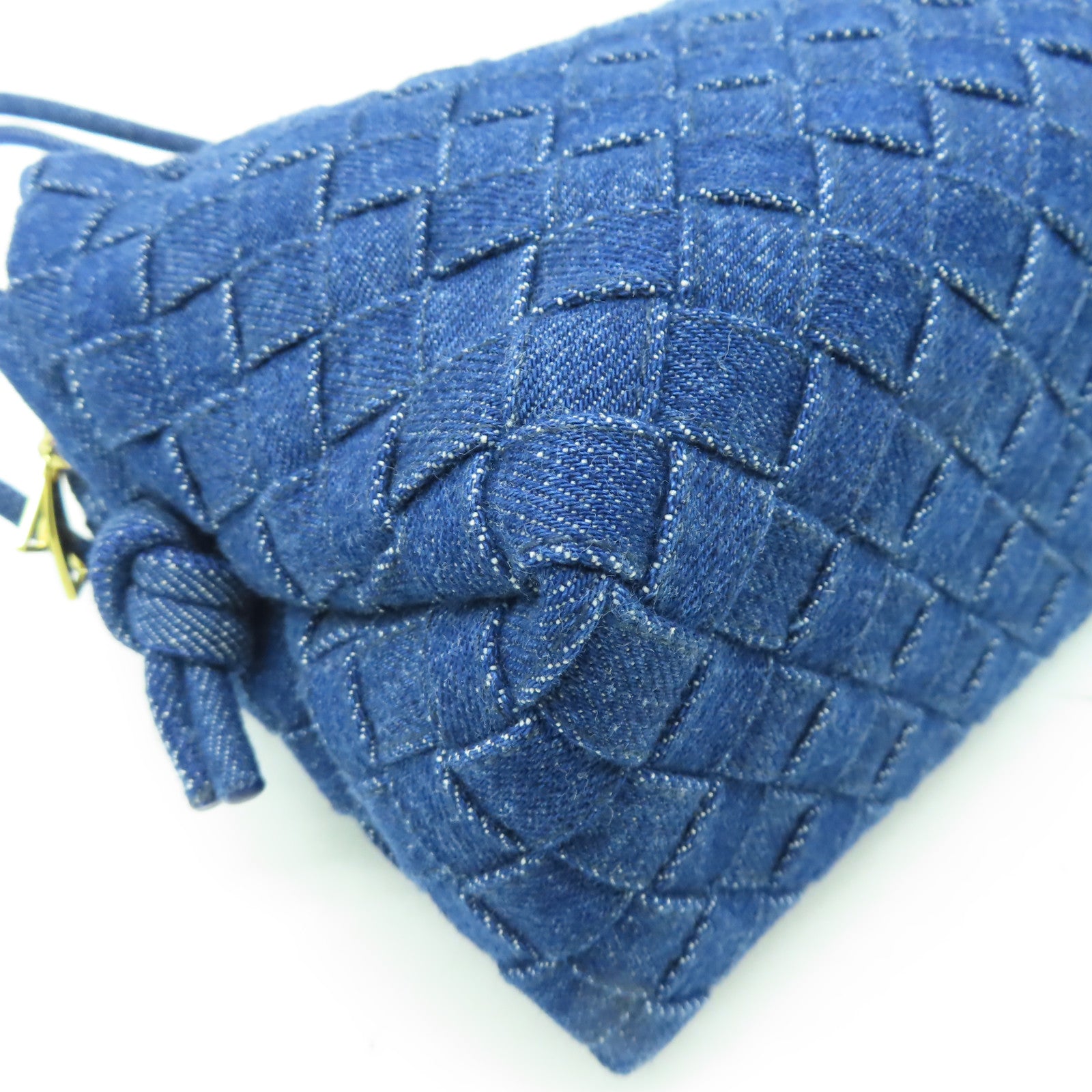 BOTTEGA VENETA 牛仔布料Small Loop Camera Bag金扣肩背袋藍色