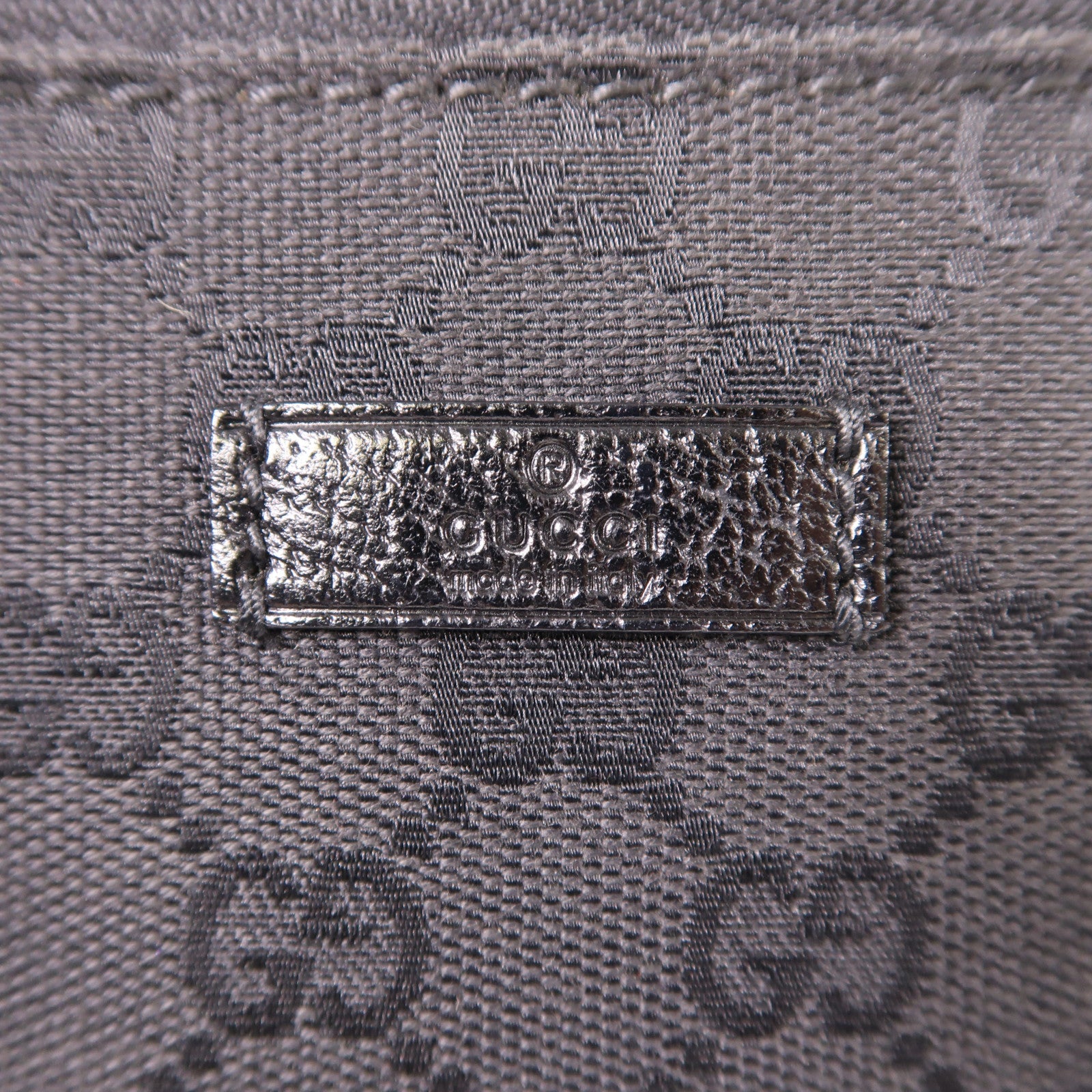 GUCCI 帆布Shoulder Bag銀扣肩背袋