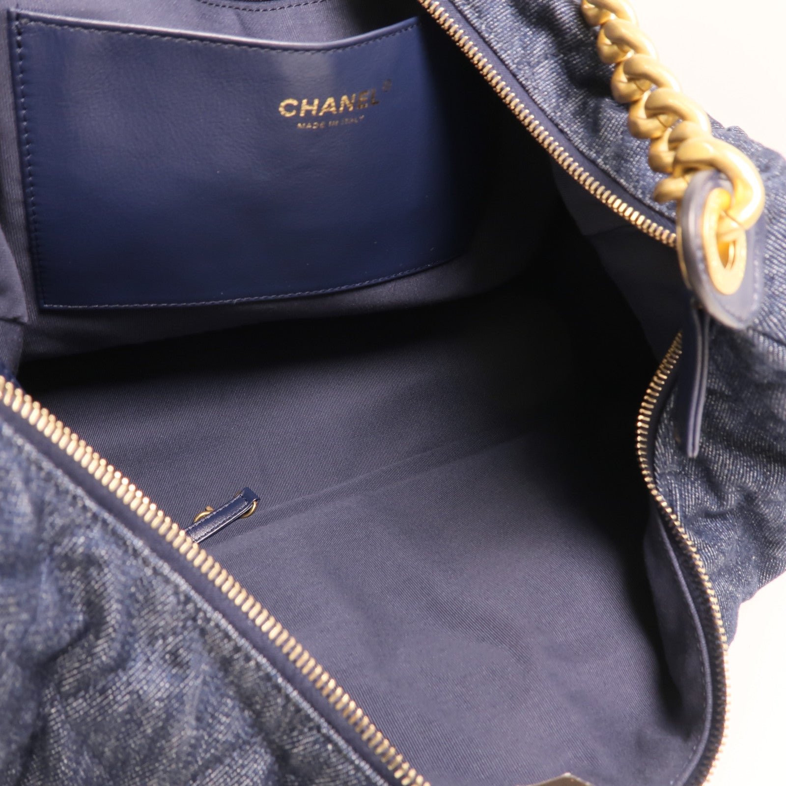 CHANEL 牛仔布C25 Hobo金扣鏈帶肩背袋
