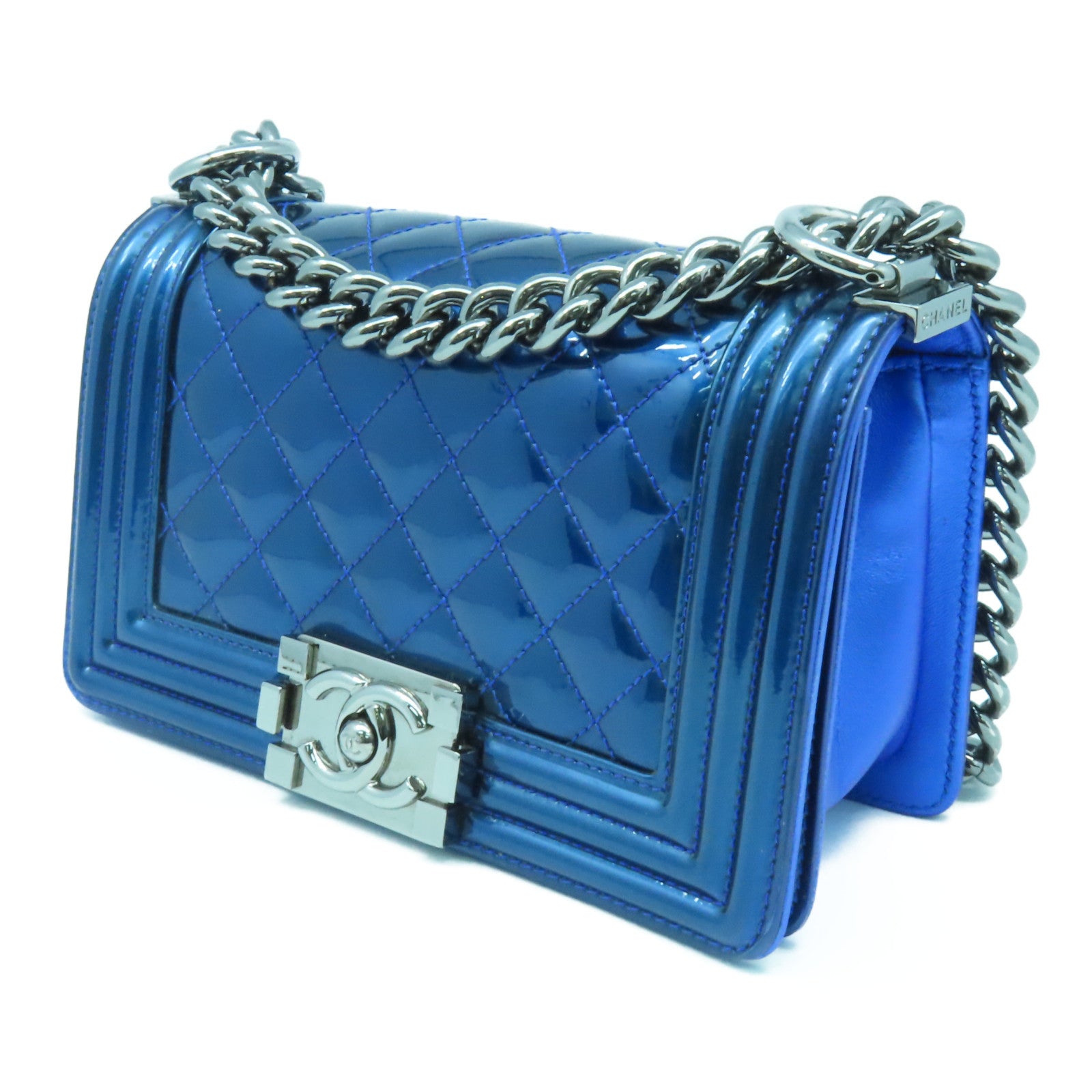 CHANEL **【激減優惠】菱格漆皮皮革Boy Chanel銀扣鏈帶肩背袋藍色