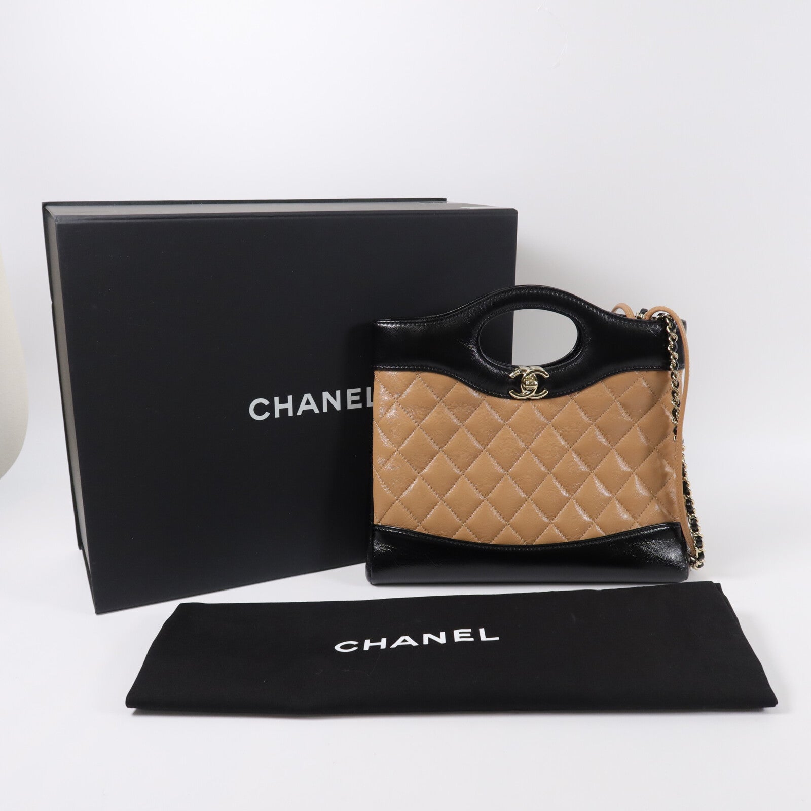 CHANEL 牛皮皮革Chanel 31鏈帶肩背袋
