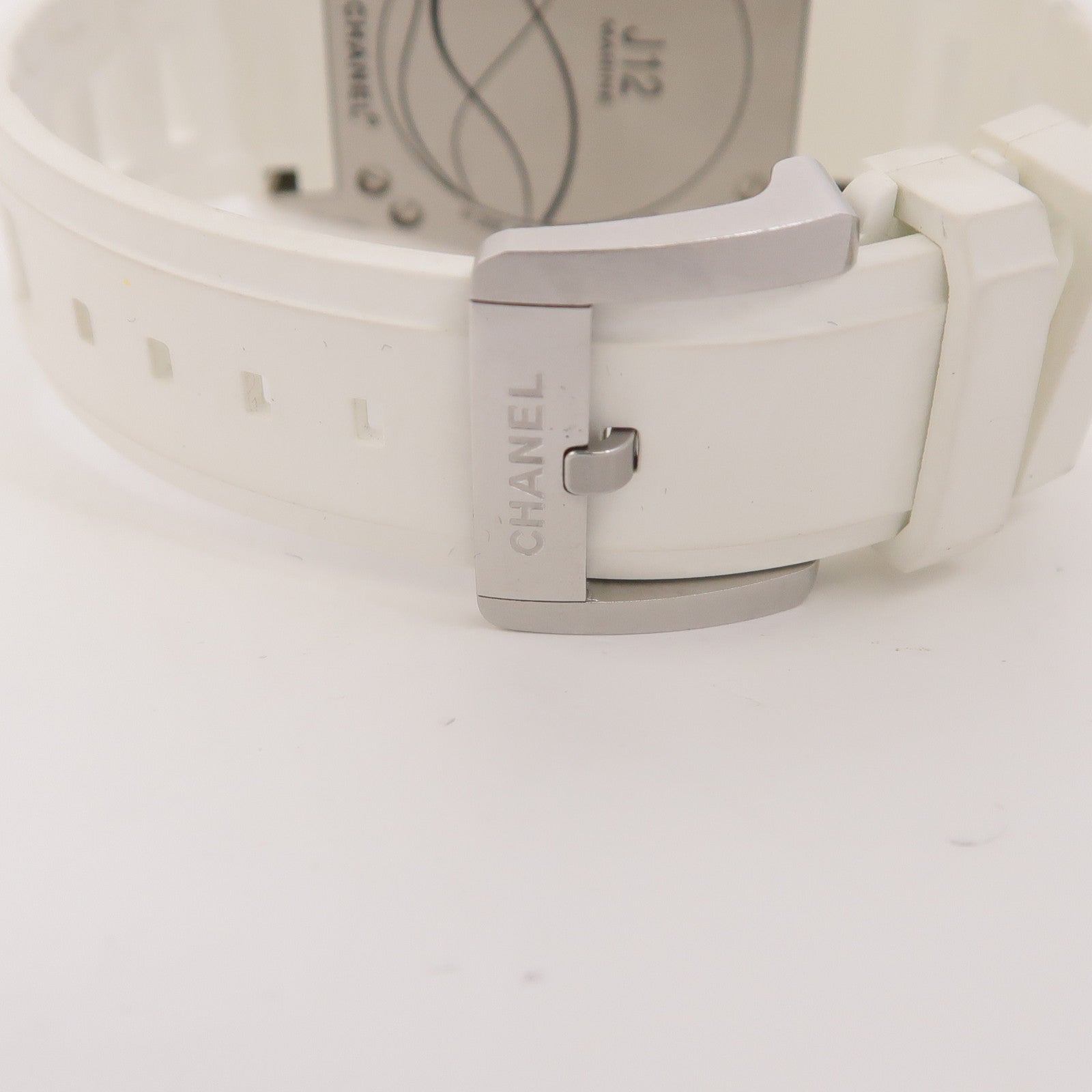 CHANEL Marine Date H2560