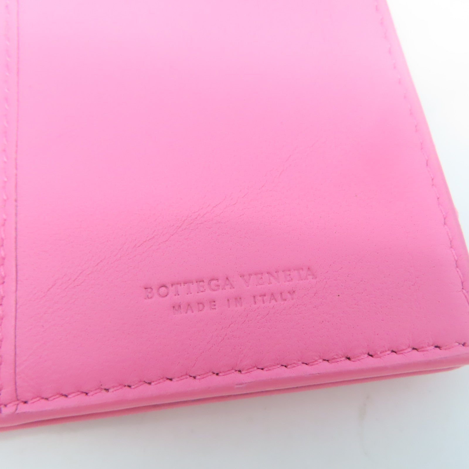 BOTTEGA VENETA 【清倉大減價】牛皮皮革Wallet黑扣長錢包粉紅色