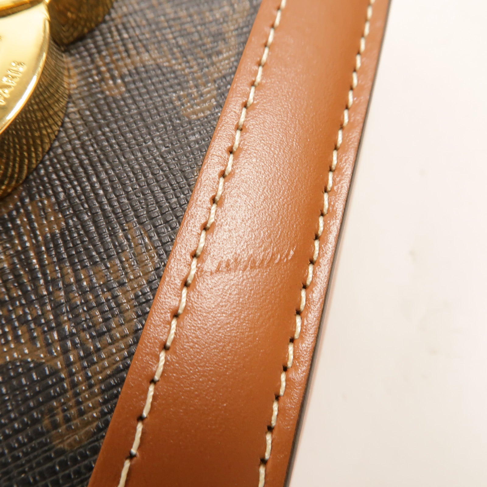 CELINE 塗層帆布Classique Triomphe肩背袋