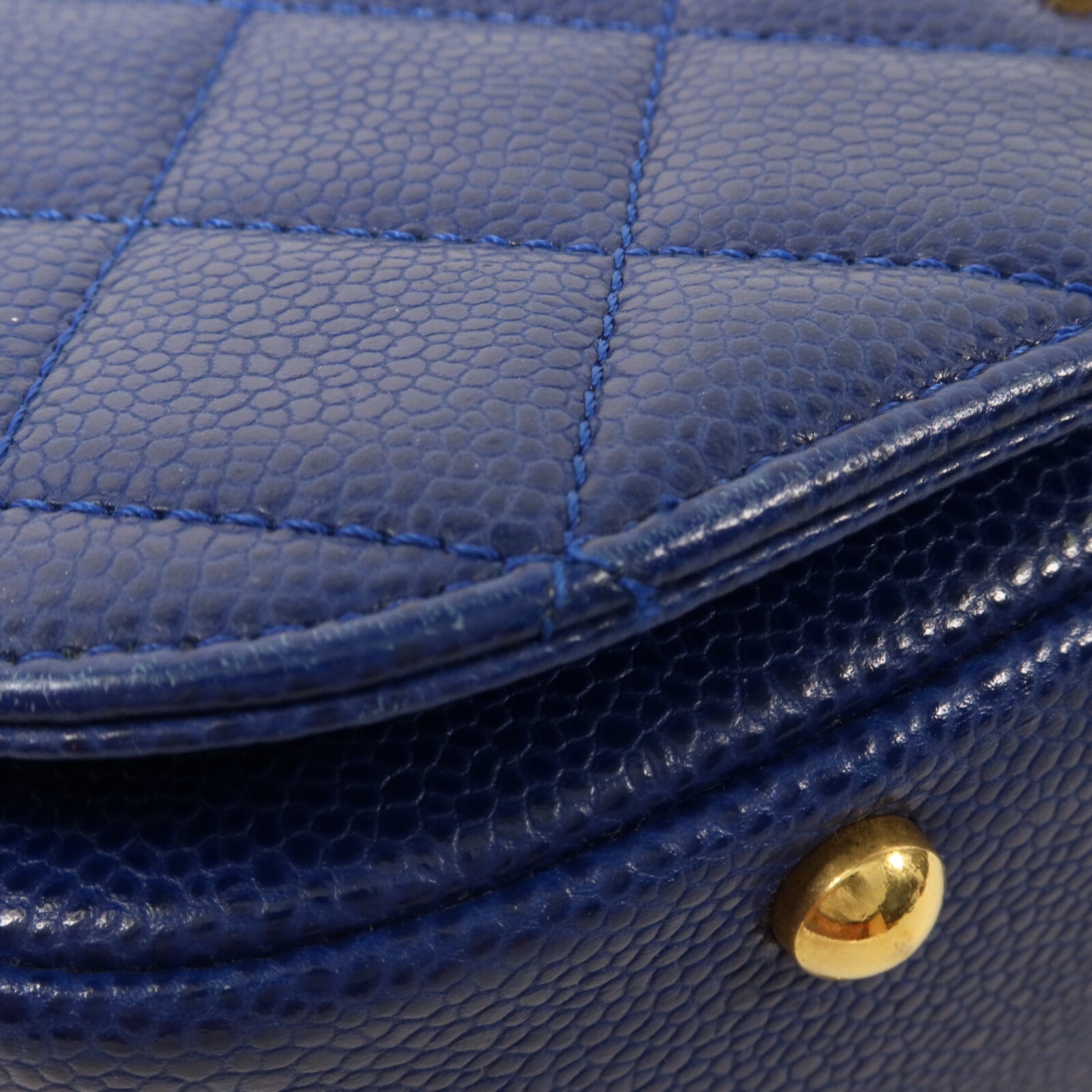 CHANEL 牛皮皮革Carry Around Flap Bag鏈帶手挽肩背兩用袋