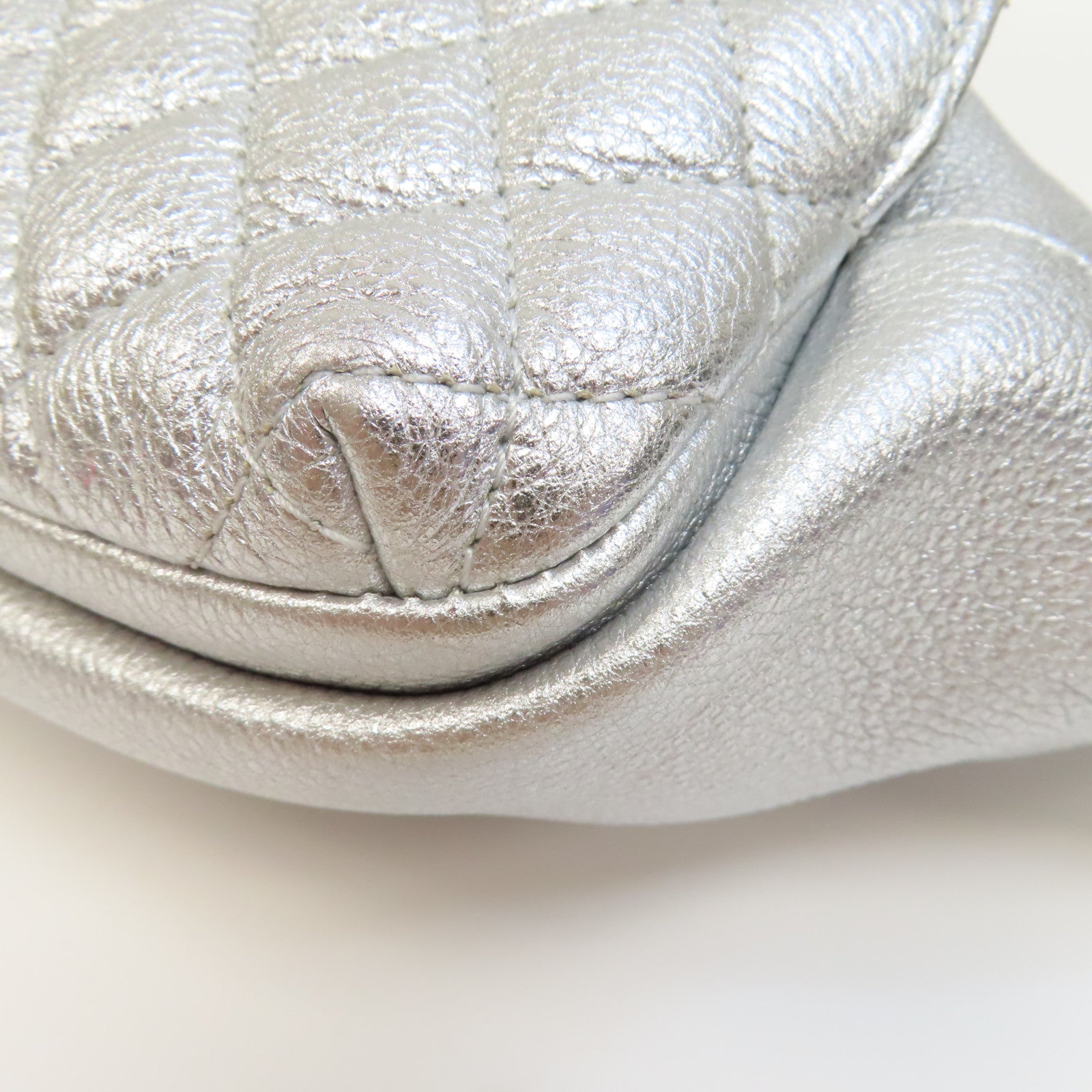 CHANEL 菱格牛皮皮革Waist Bag銀扣腰包銀色