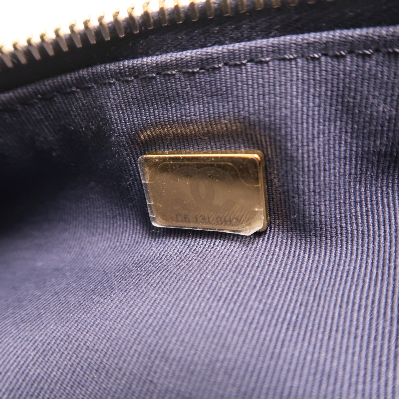 CHANEL 牛仔布C25 Hobo金扣鏈帶肩背袋