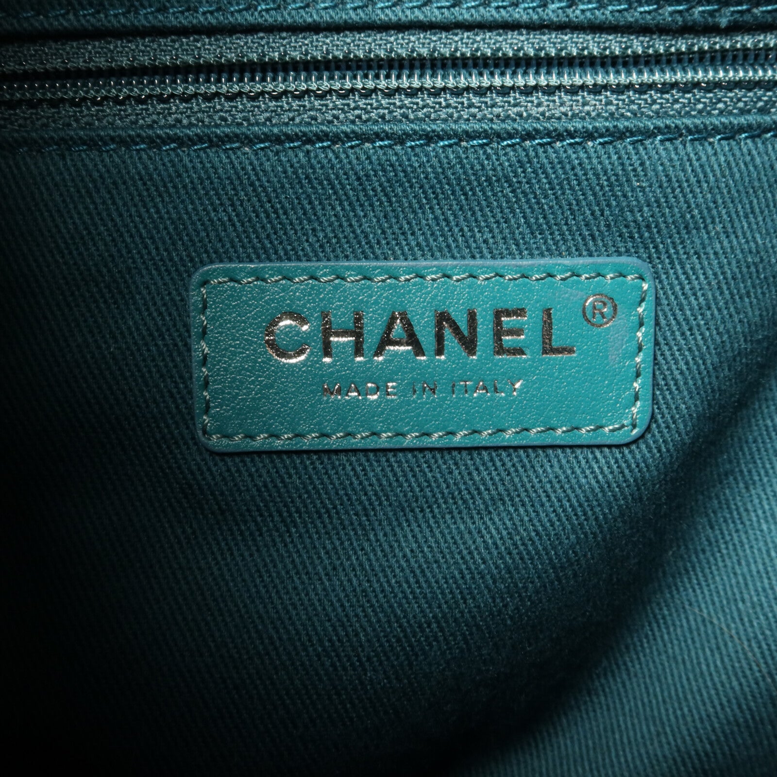 CHANEL 絨布Deauville Drawstring Bucket鏈帶肩背袋