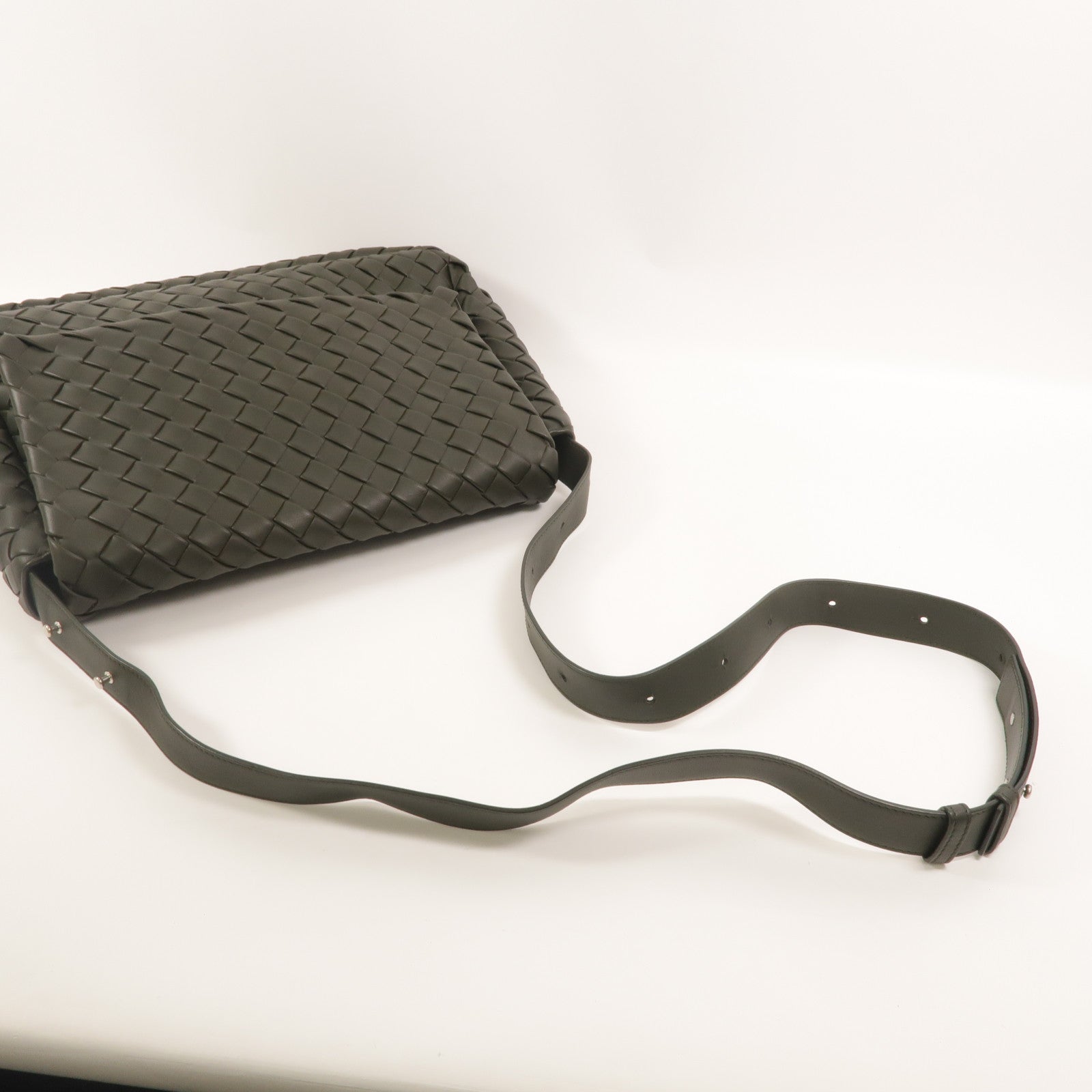 BOTTEGA VENETA 牛皮皮革Large Cobble Messenger肩背袋