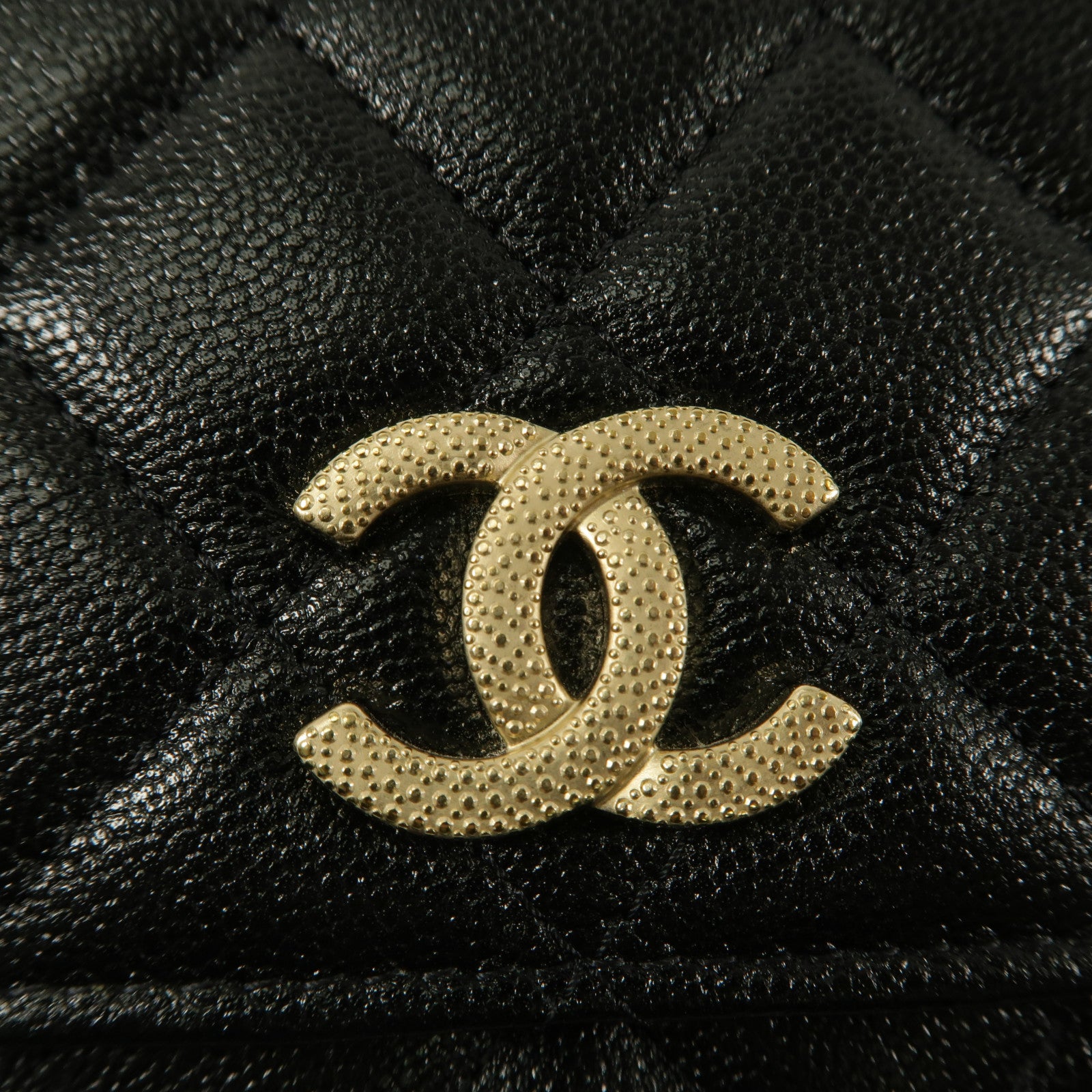 CHANEL 牛皮皮革WOC Wallet On Chain鏈帶肩背袋