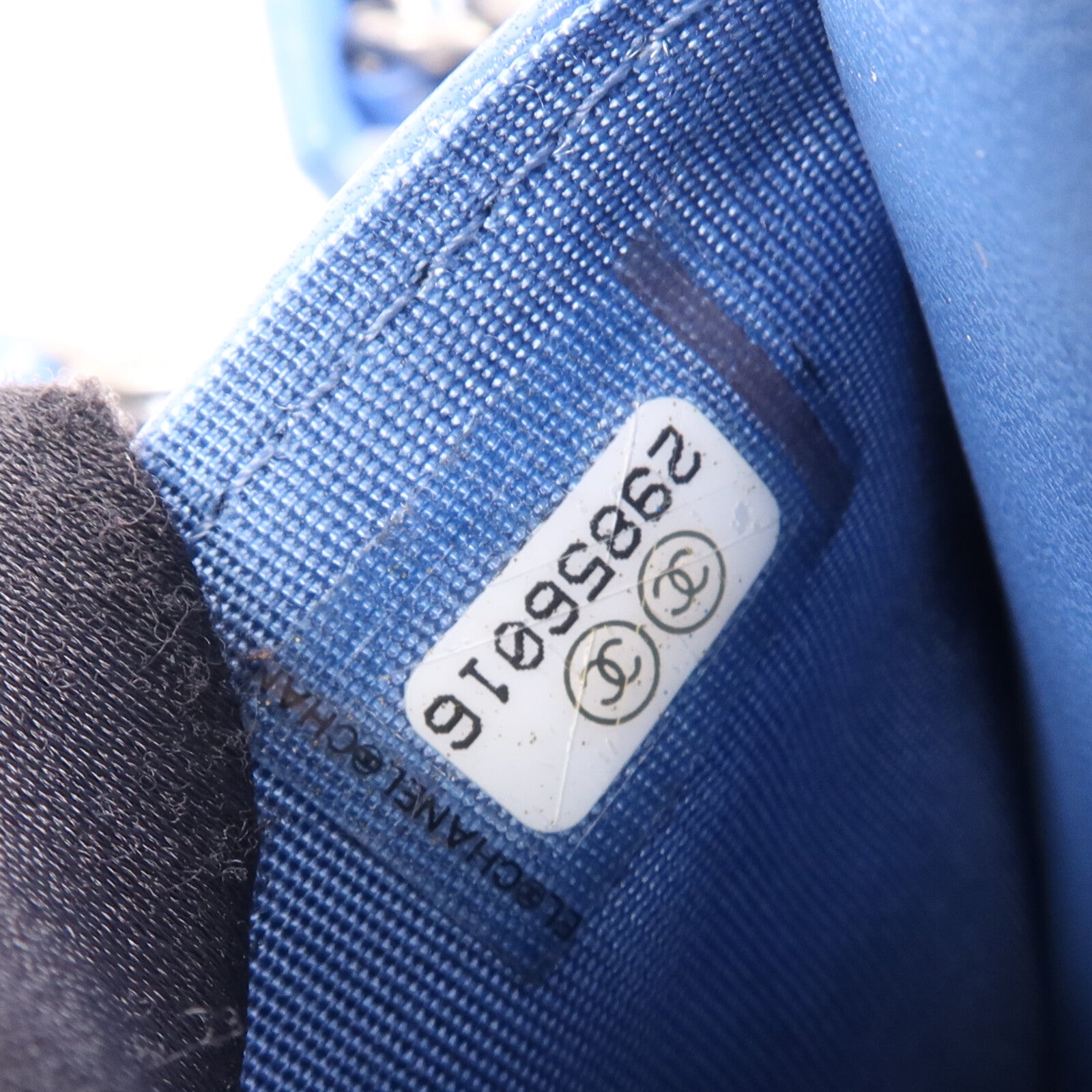 CHANEL 羊皮皮革19 WOC Wallet On Chain鏈帶手挽肩背兩用袋