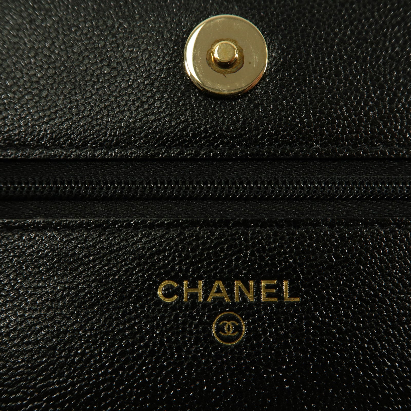 CHANEL 牛皮皮革WOC Wallet On Chain鏈帶肩背袋