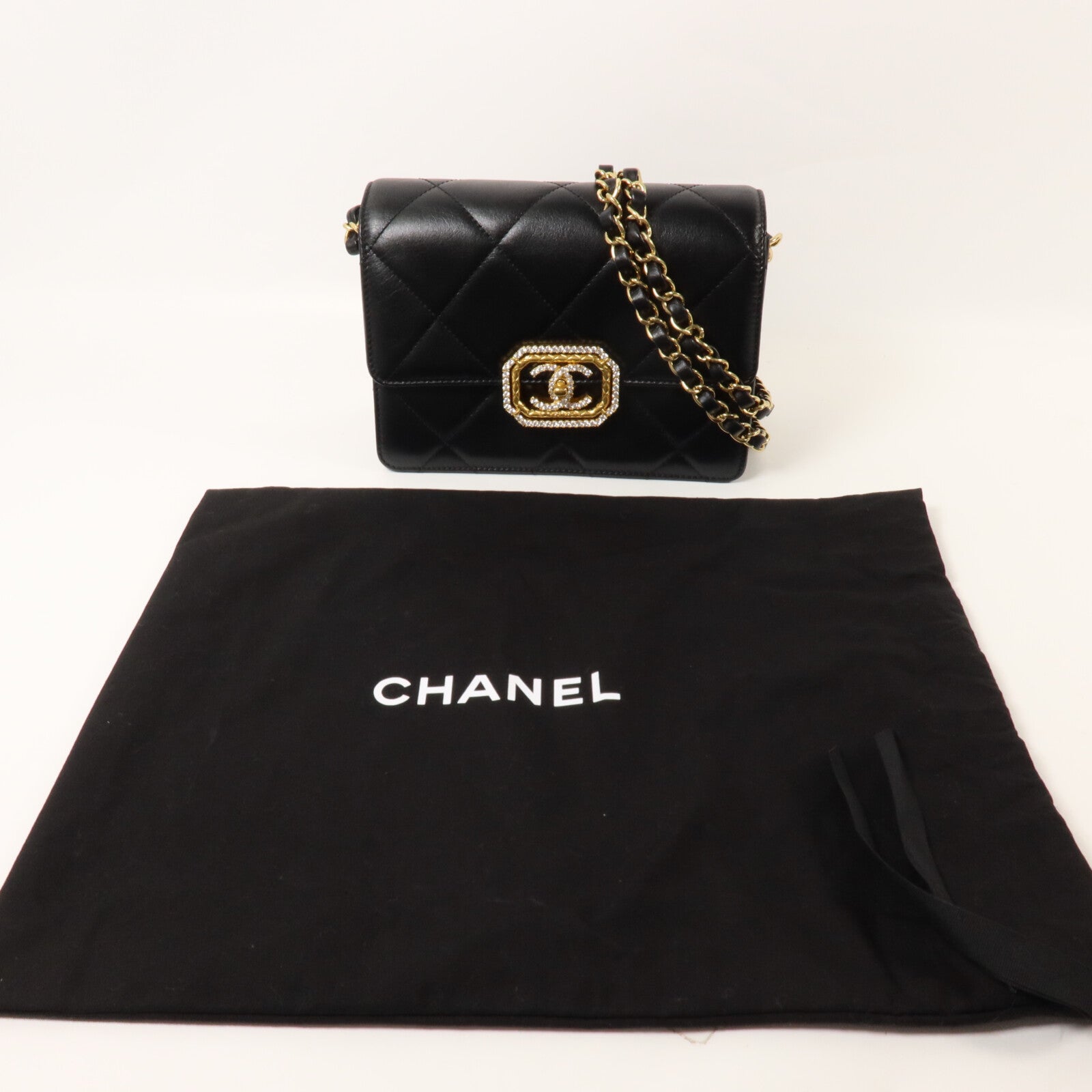 CHANEL 羊皮皮革Octagonal Buckle Mini Flap Bag鏈帶肩背袋