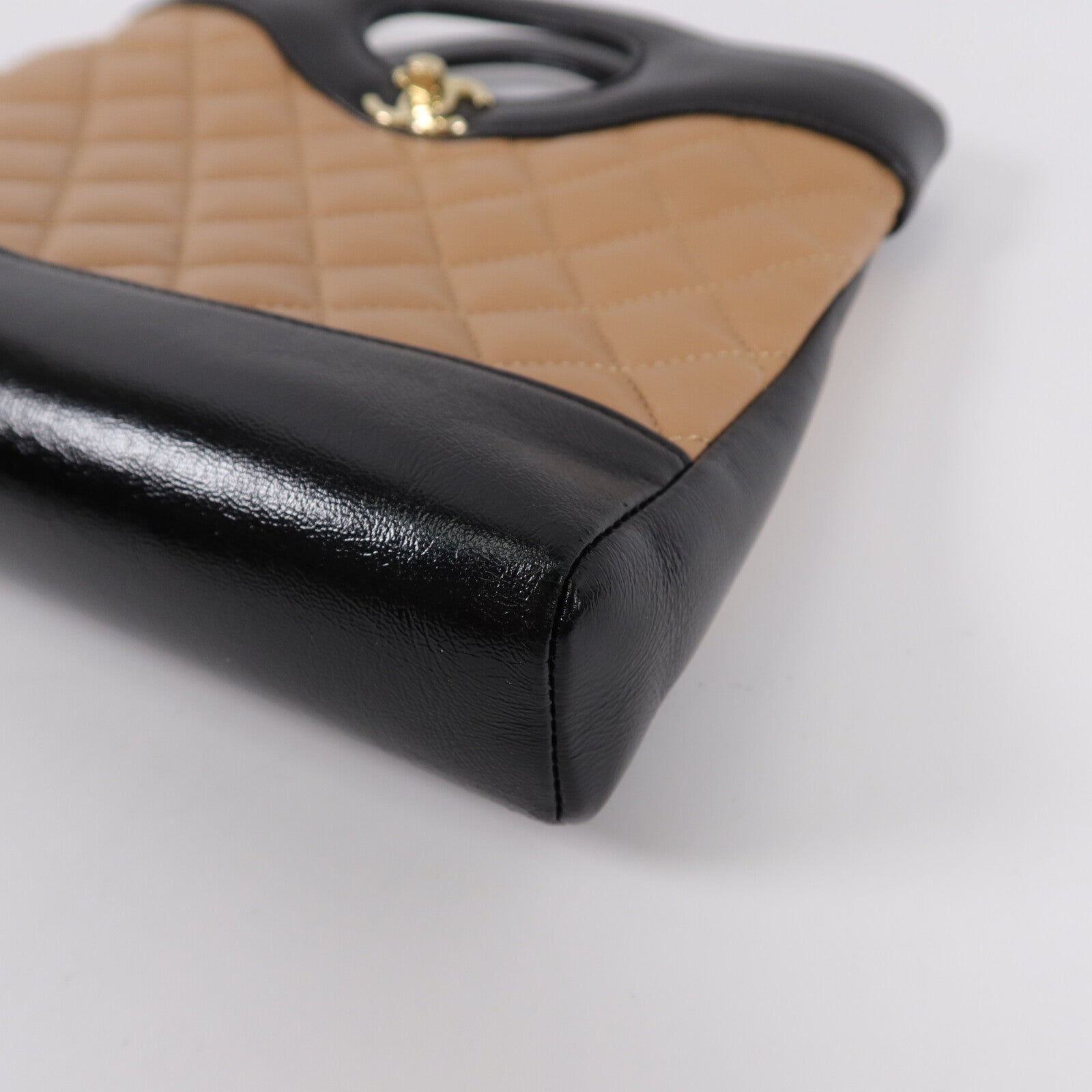 CHANEL 牛皮皮革Chanel 31鏈帶肩背袋