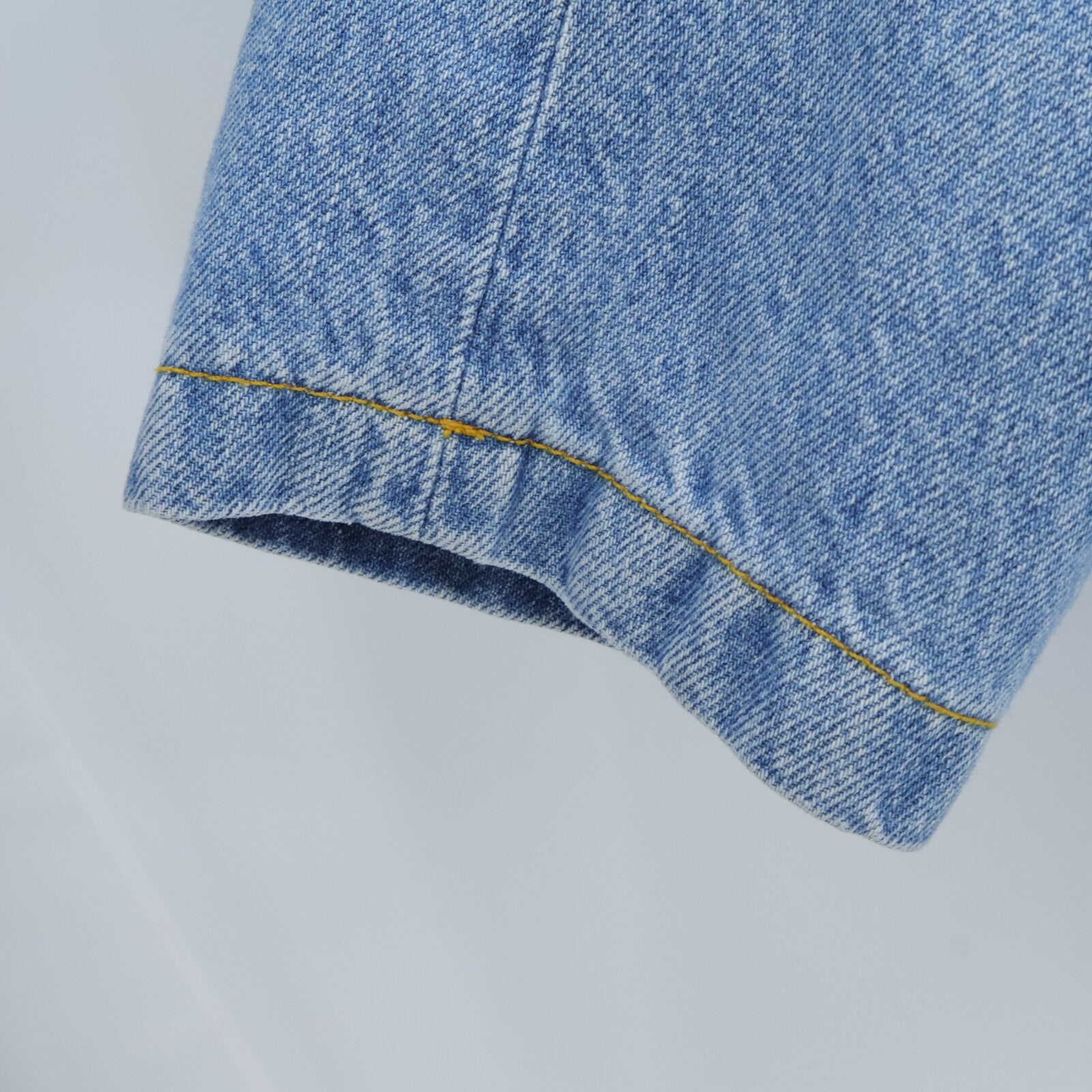 LOUIS VUITTON Collarless Double-Breasted Denim Jacket外套