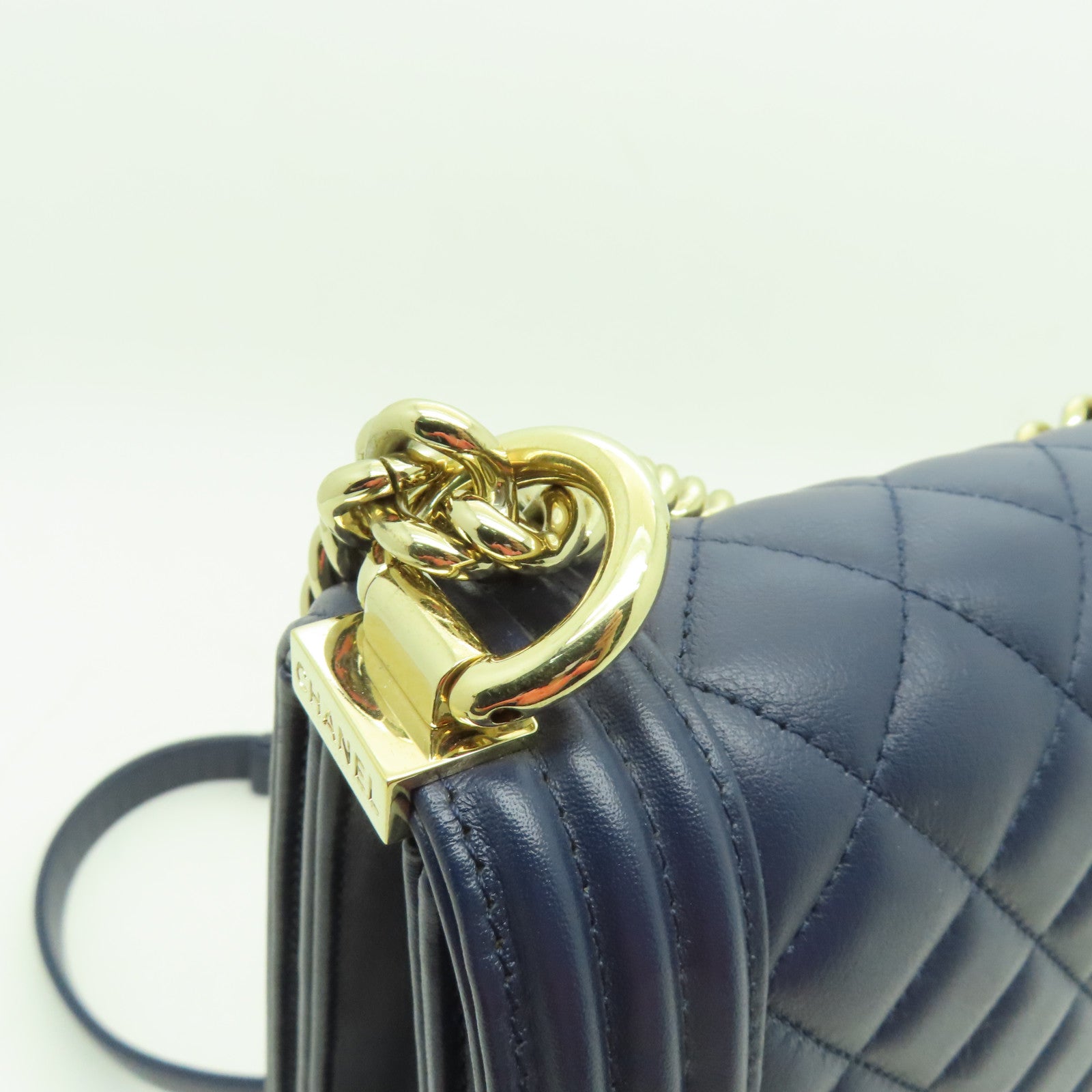 CHANEL 菱格羊皮皮革Chain Shoulder Bag金扣鏈帶肩背袋深藍色