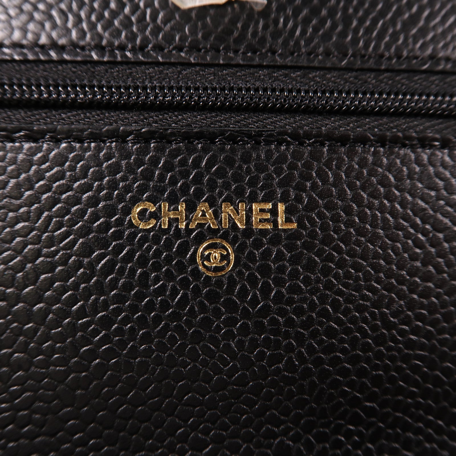 CHANEL 菱格Caviar皮革Wallet On Chain金扣鏈帶肩背袋黑色