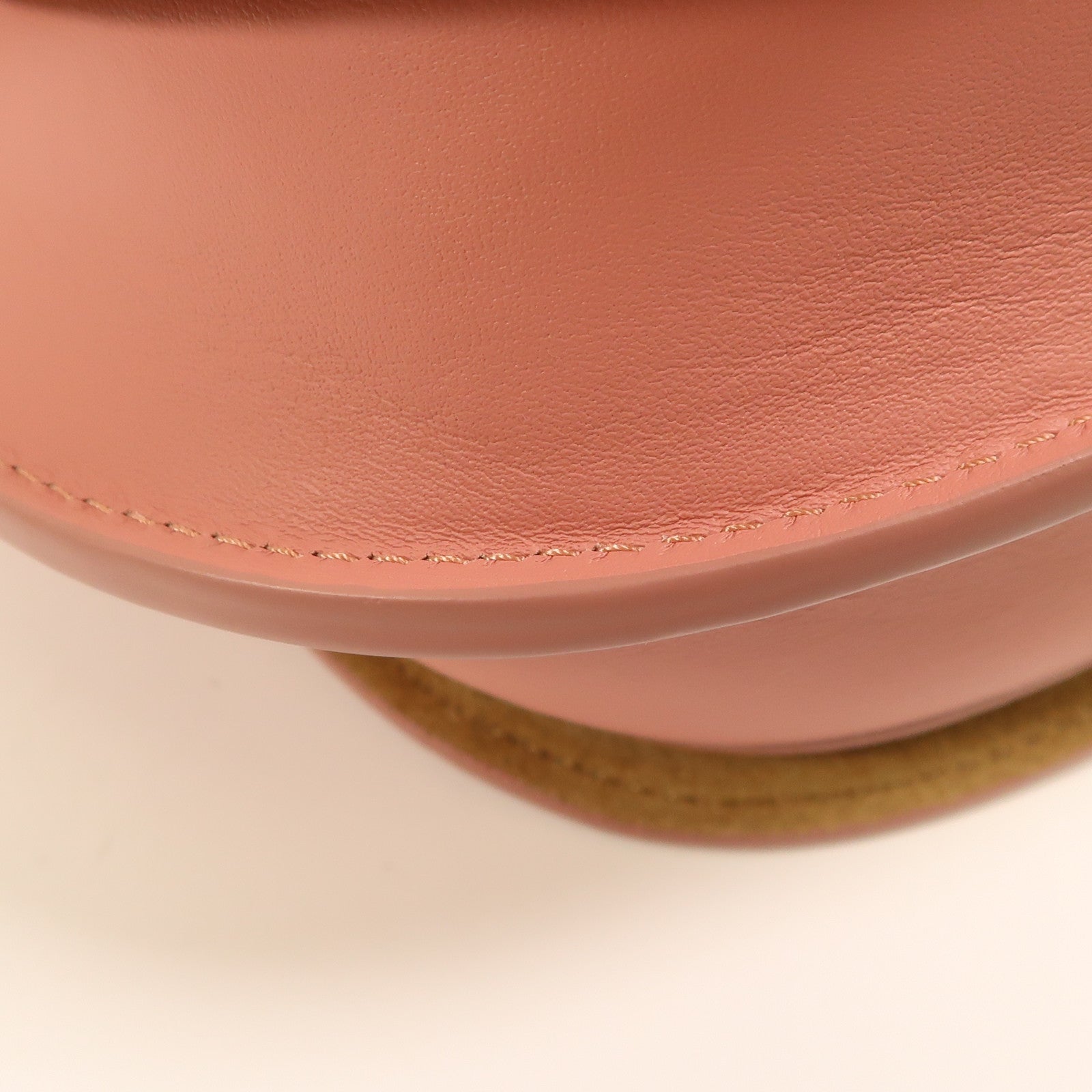 LOEWE 牛皮皮革Mini Gate銀扣肩背袋