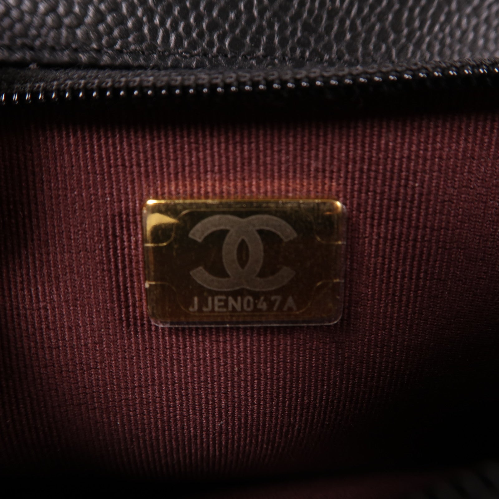CHANEL 菱格Caviar皮革Wallet On Chain金扣鏈帶肩背袋黑色
