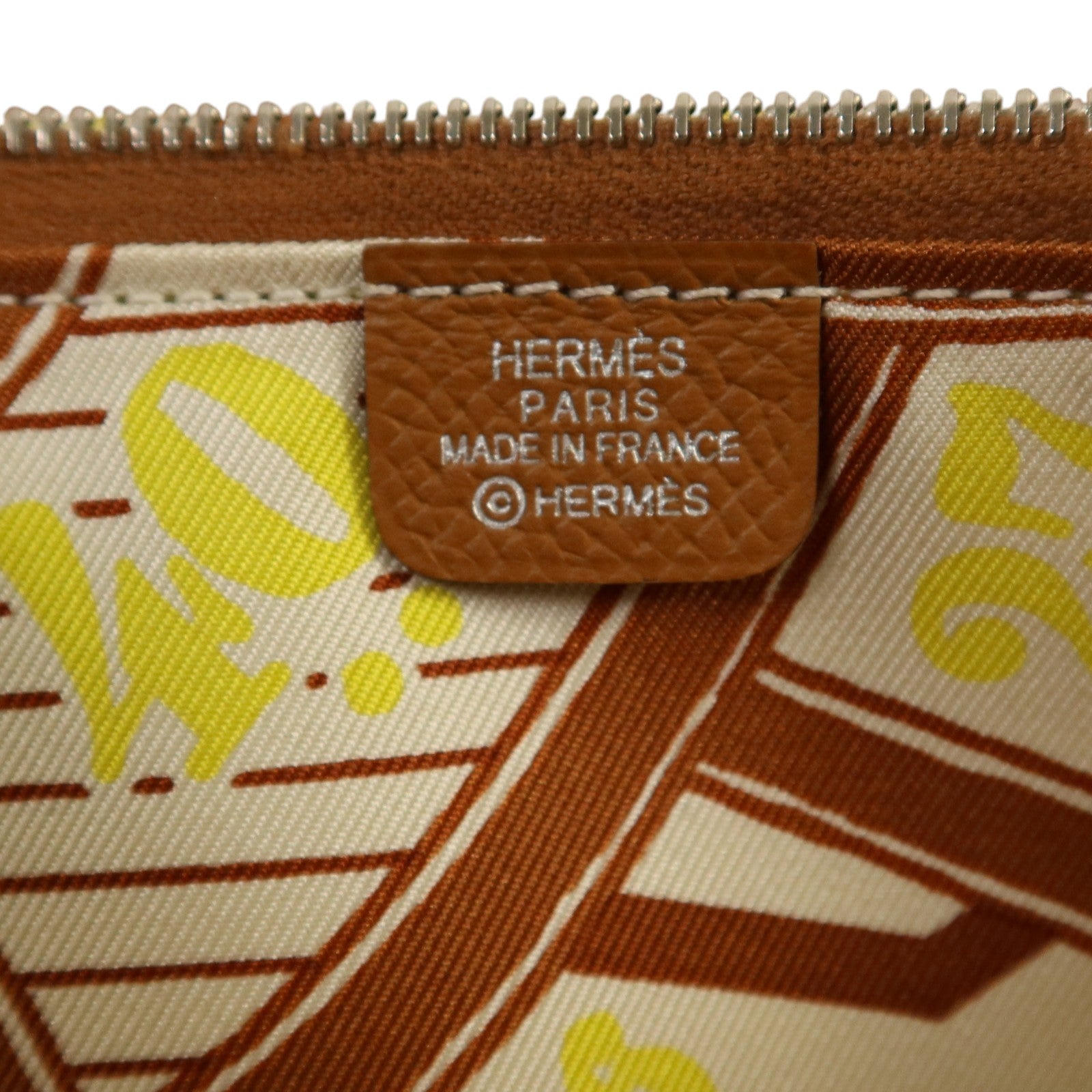 HERMES Epsom皮革Silk In Long Wallet銀扣長錢包Gold
