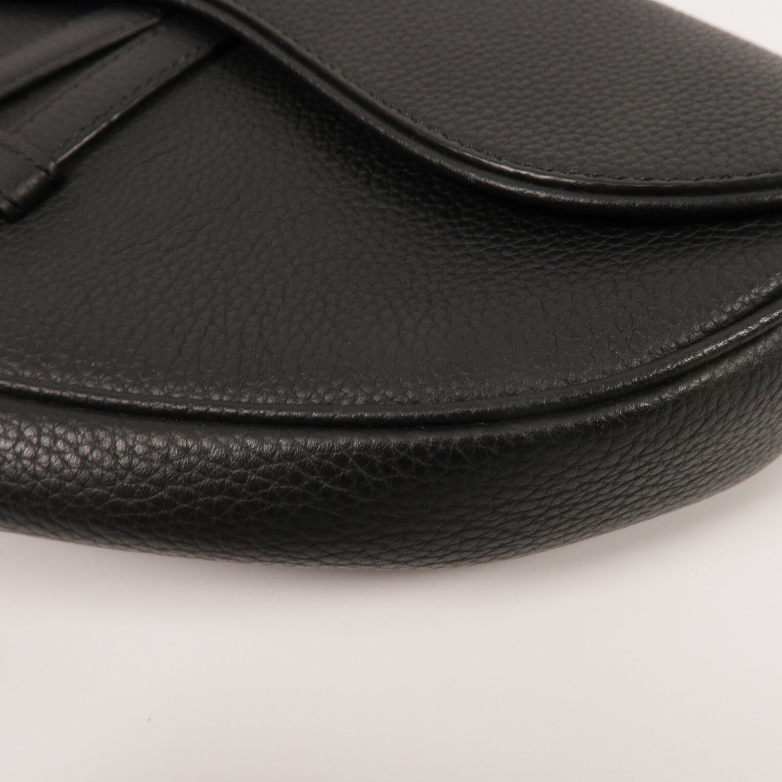 Dior 牛皮皮革Saddle Medium肩背袋
