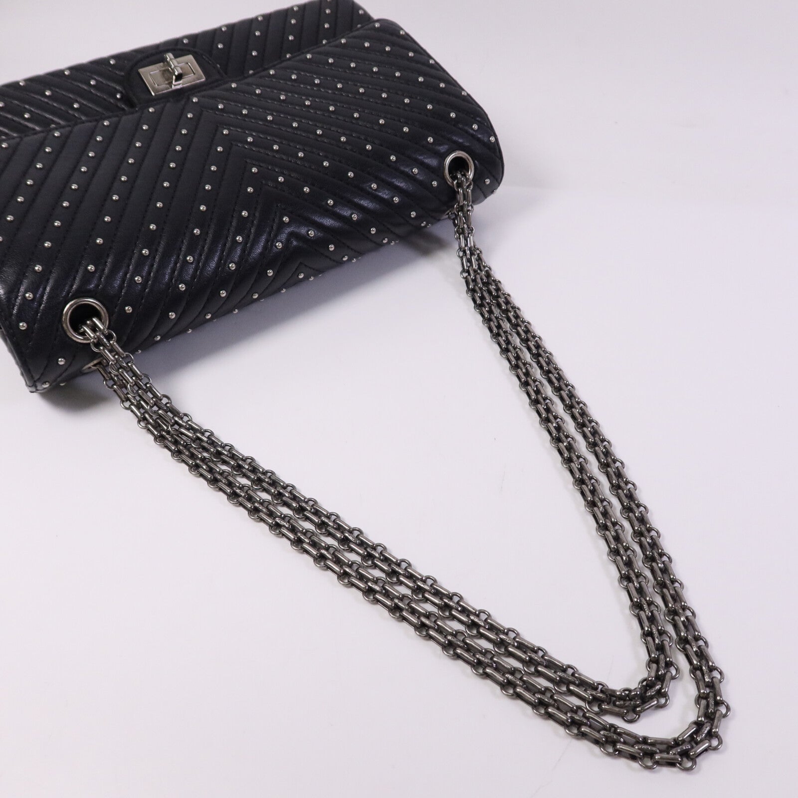 CHANEL 牛皮皮革2.55 Large銀扣鏈帶肩背袋