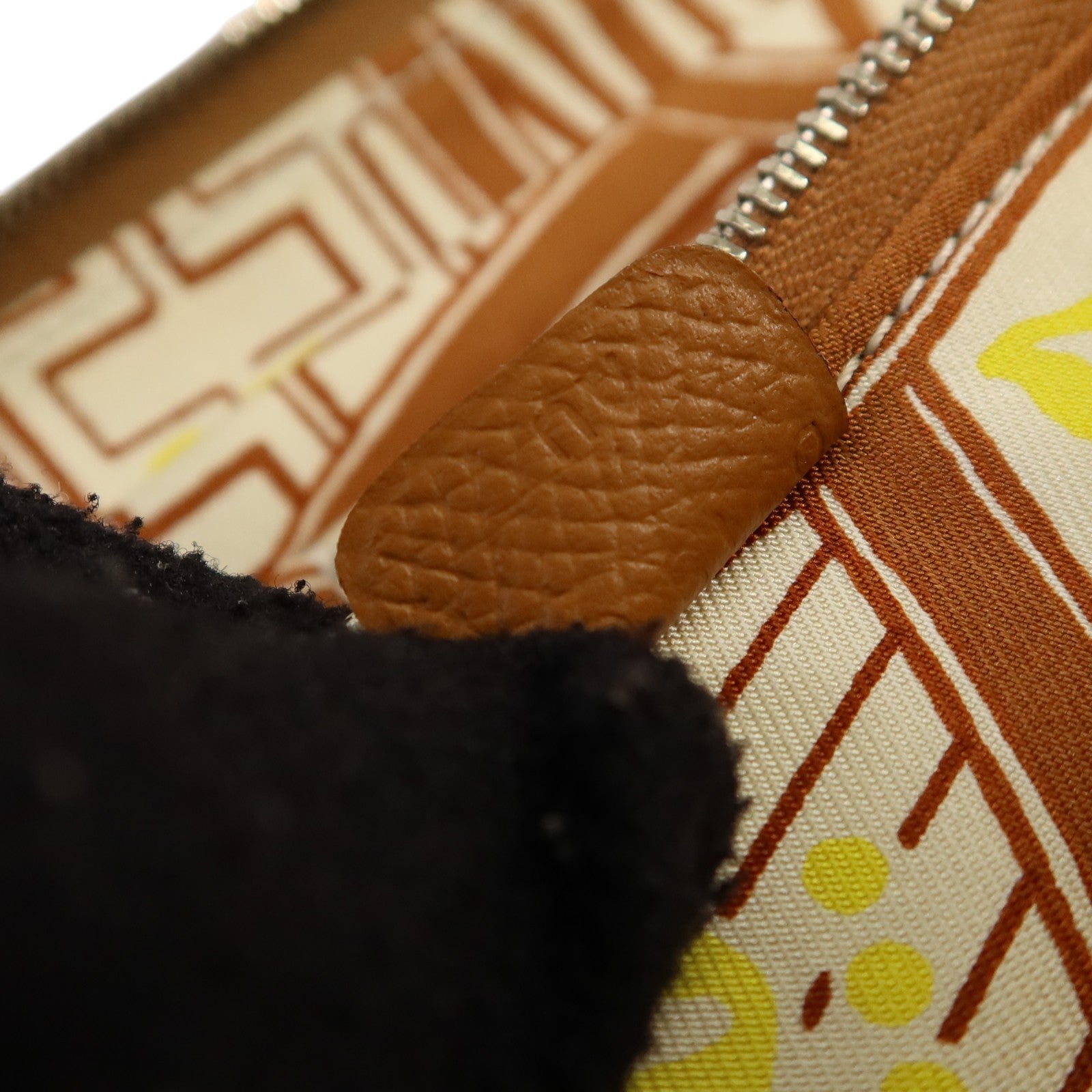 HERMES Epsom皮革Silk In Long Wallet銀扣長錢包Gold