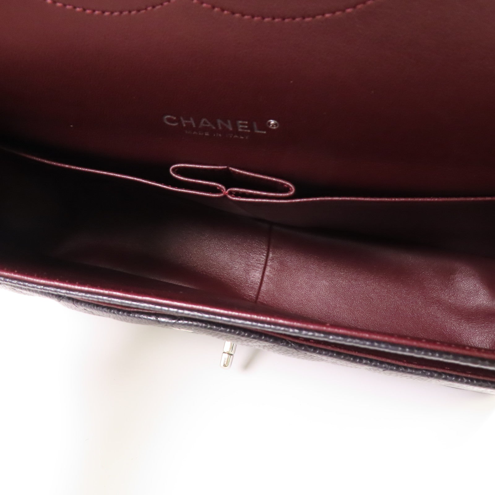 CHANEL 牛皮皮革Maxi Classic銀扣鏈帶肩背袋