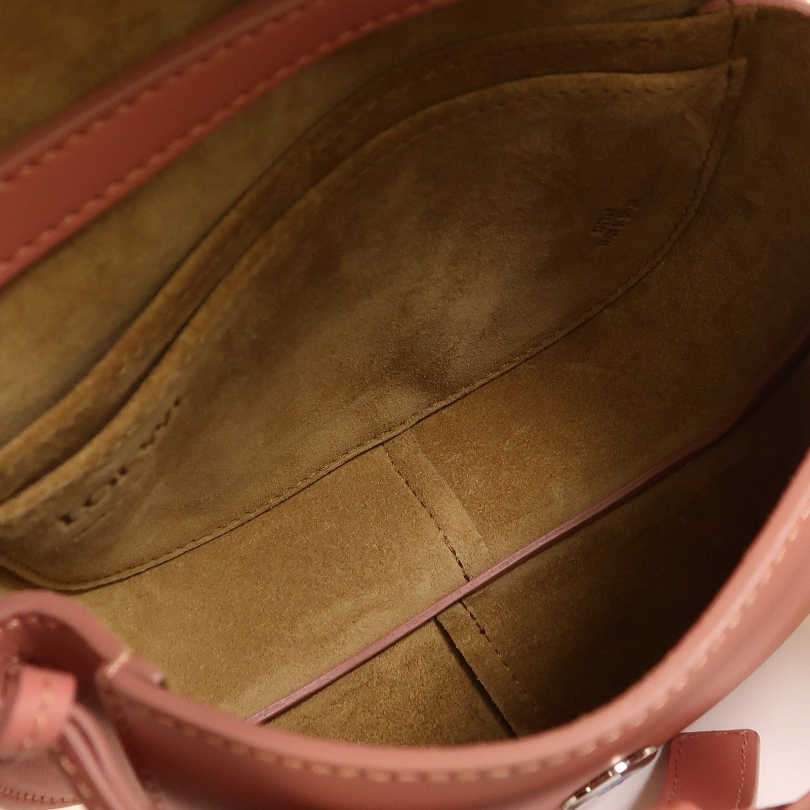 LOEWE 牛皮皮革Mini Gate銀扣肩背袋