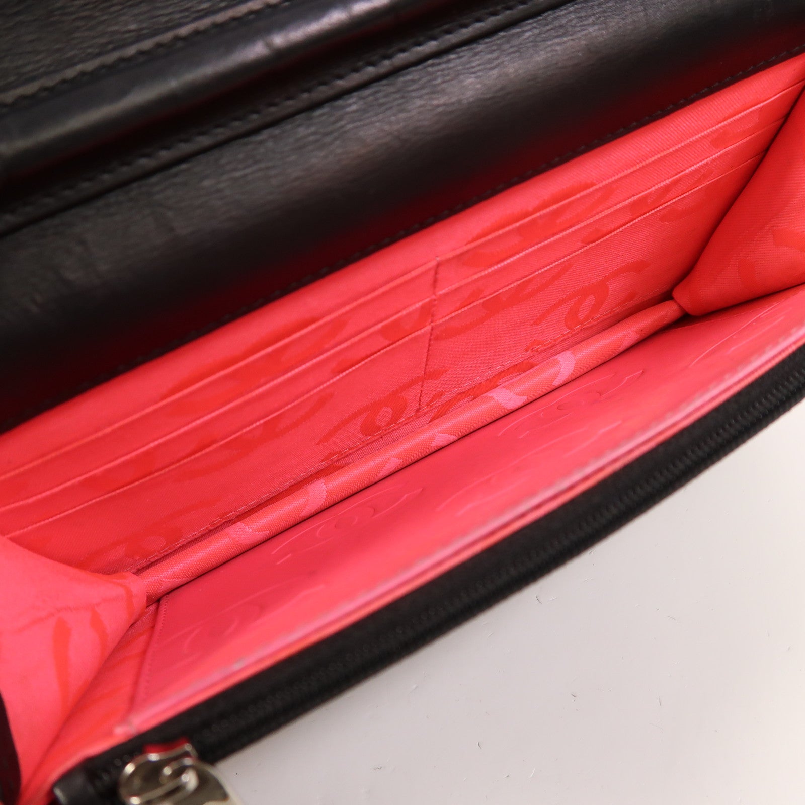 CHANEL 【激減優惠】羊皮皮革WOC Wallet On Chain銀扣鏈帶肩背袋