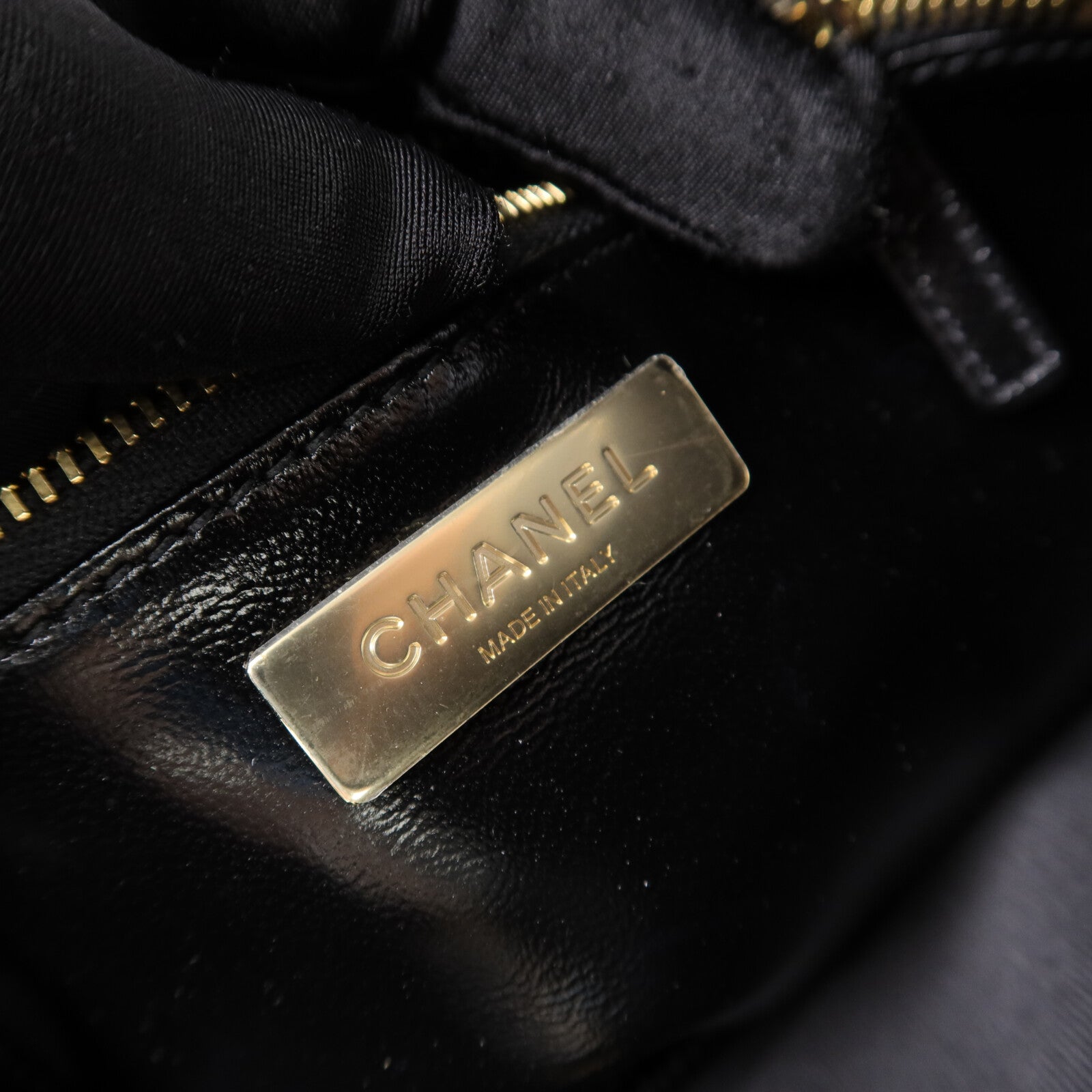 CHANEL 牛皮皮革Chanel 31鏈帶肩背袋