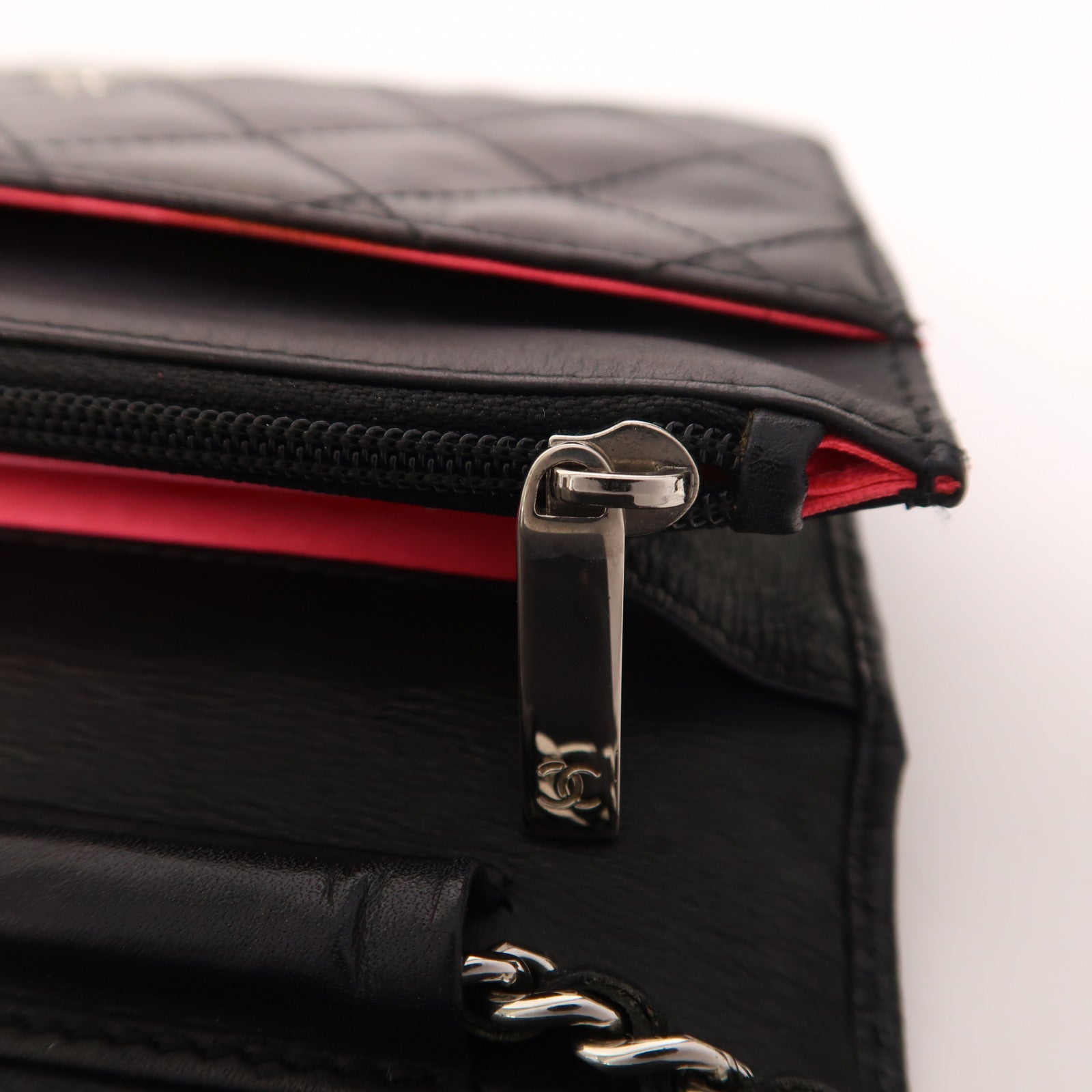 CHANEL 【激減優惠】羊皮皮革WOC Wallet On Chain銀扣鏈帶肩背袋