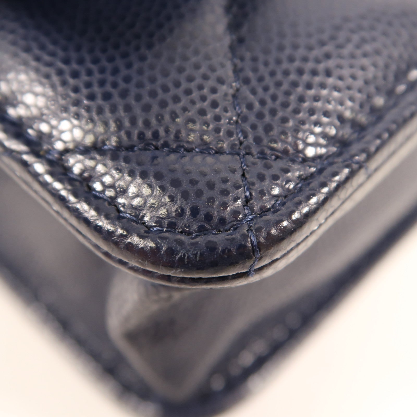 CHANEL 牛皮皮革WOC Wallet On Chain金扣鏈帶肩背袋