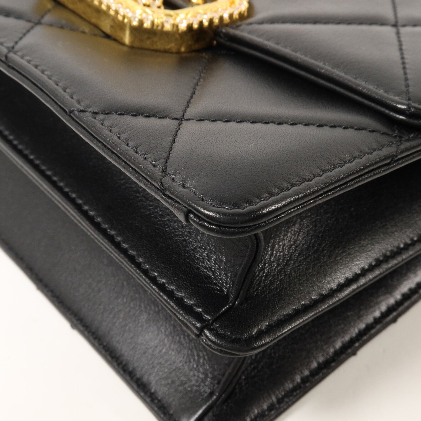CHANEL 羊皮皮革Octagonal Buckle Mini Flap Bag鏈帶肩背袋