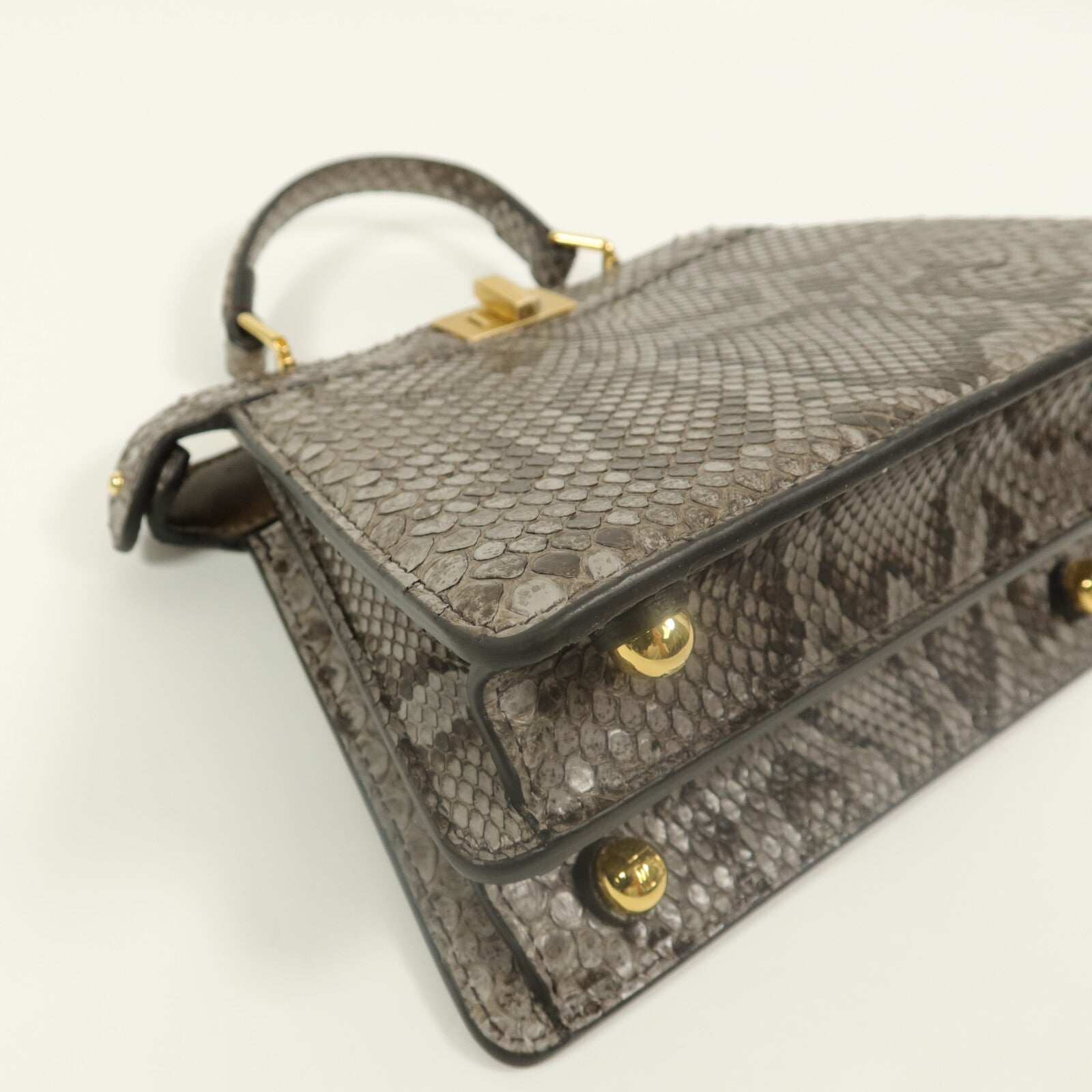 FENDI 珍稀皮革Peekaboo Iseeu Mini手挽肩背兩用袋