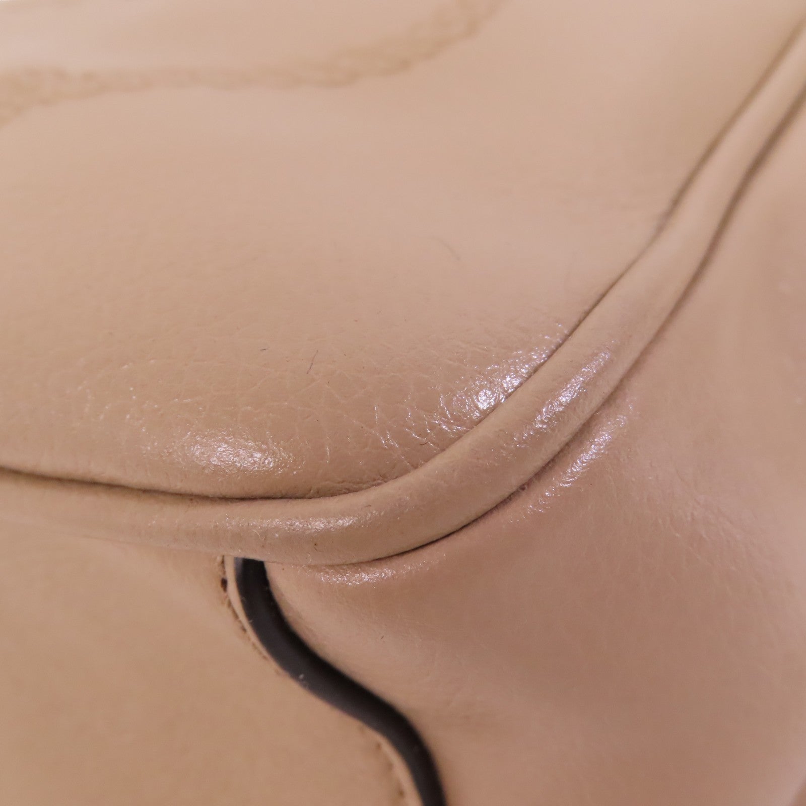 PRADA 牛皮皮革Camera Bag金扣件肩背袋