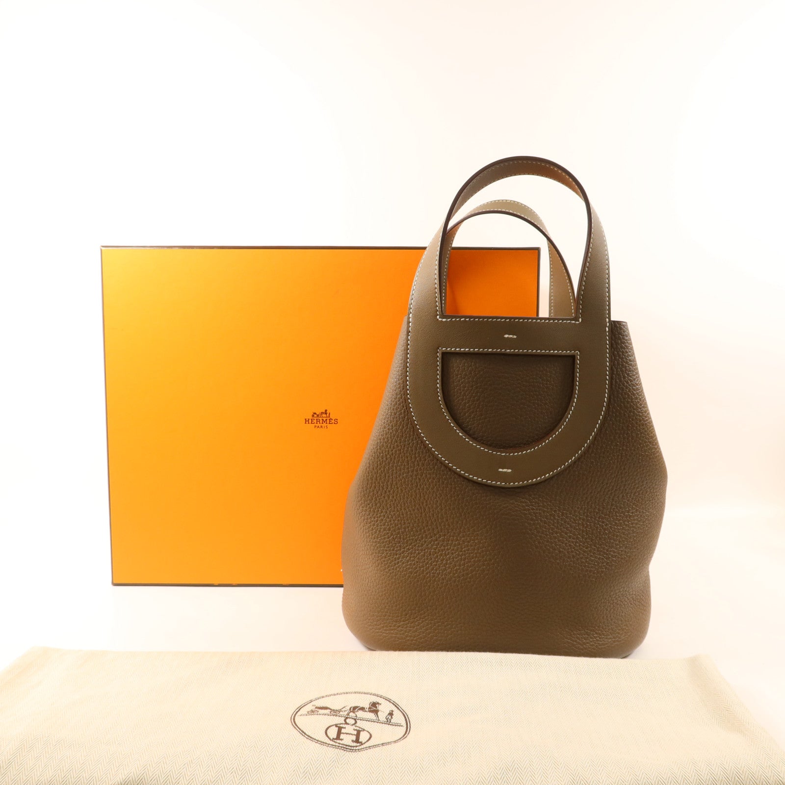 HERMES Clemence皮革In The Loop 23銀扣手挽袋Etoupe