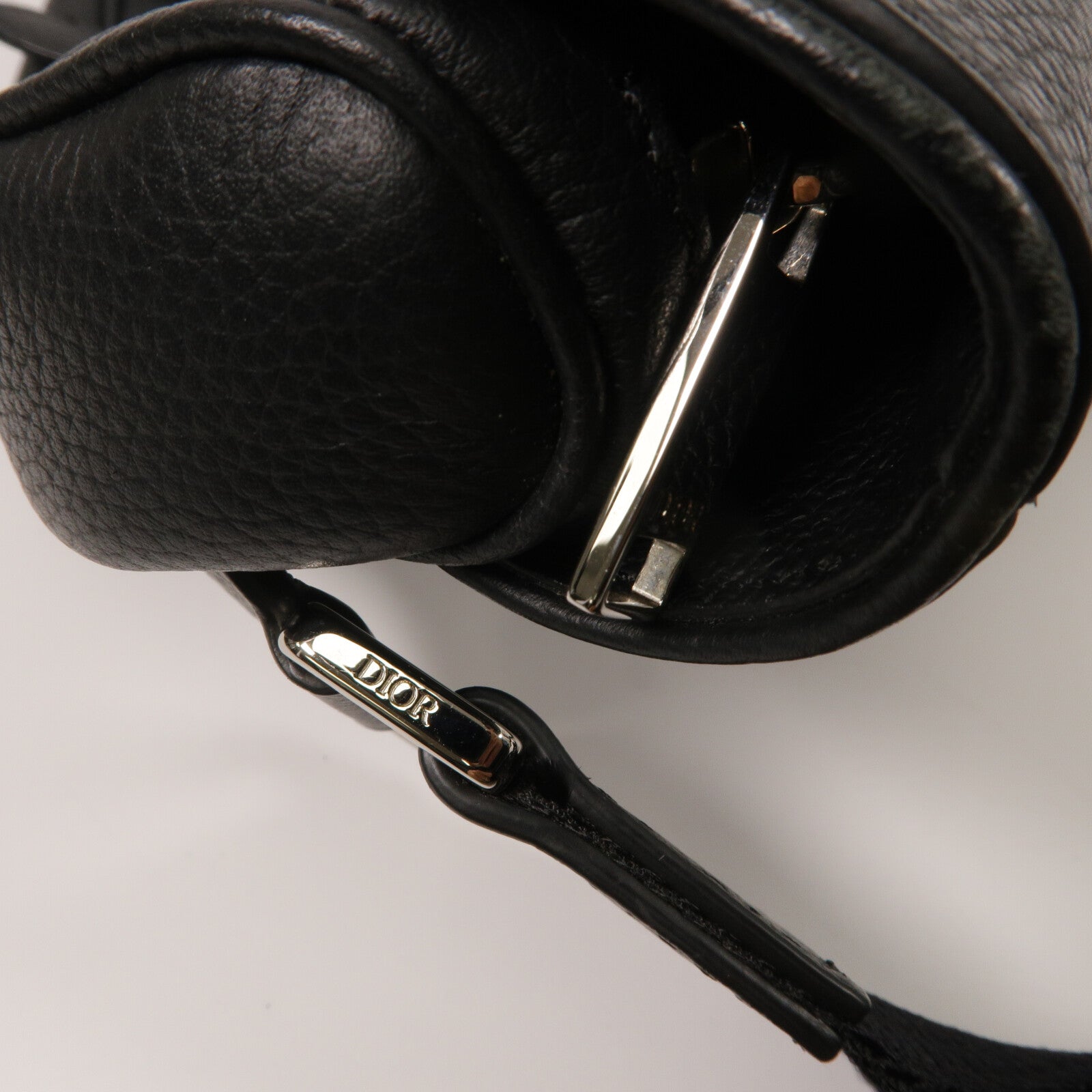Dior 牛皮皮革Saddle Medium肩背袋