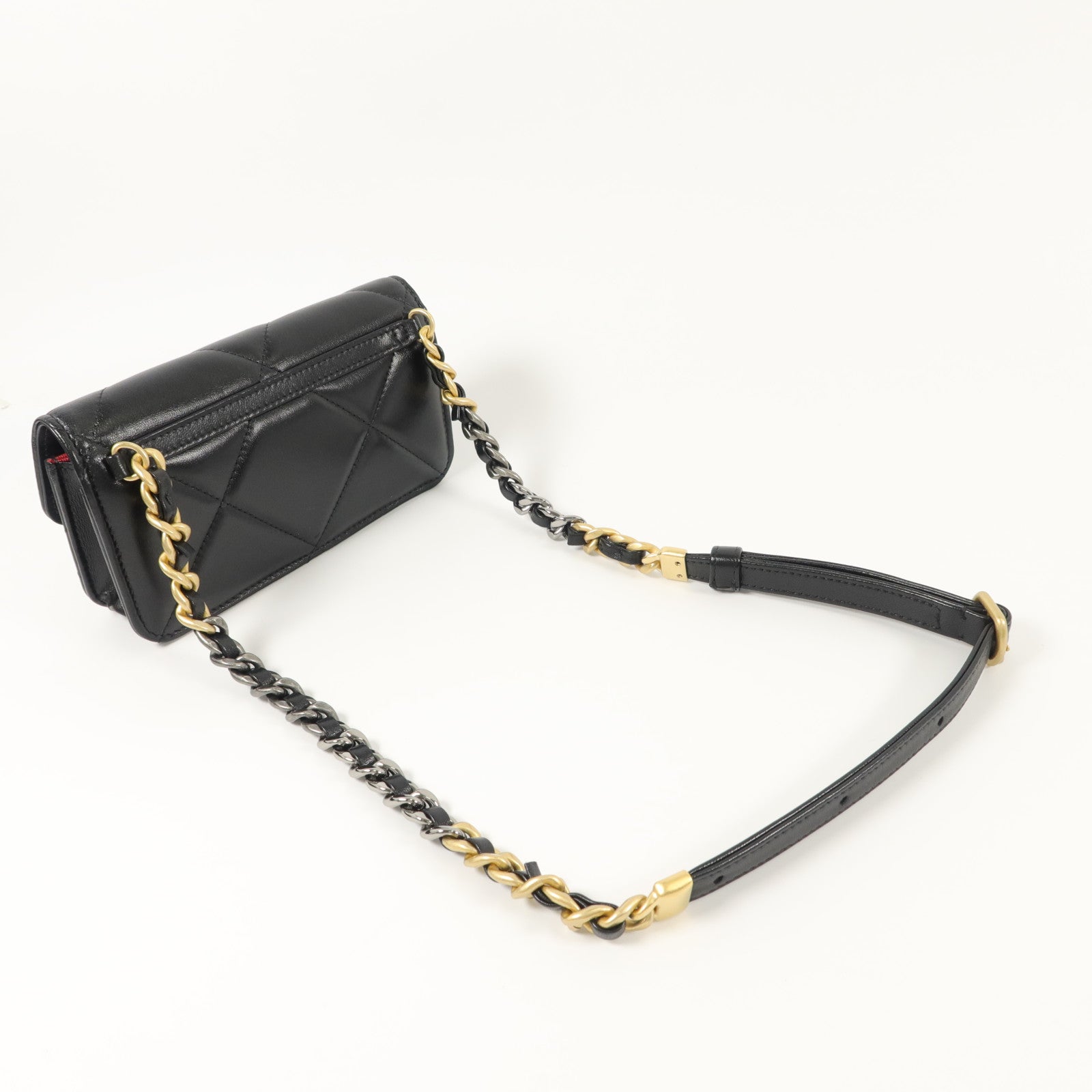 CHANEL 羊皮皮革C19 Belt Bag腰包