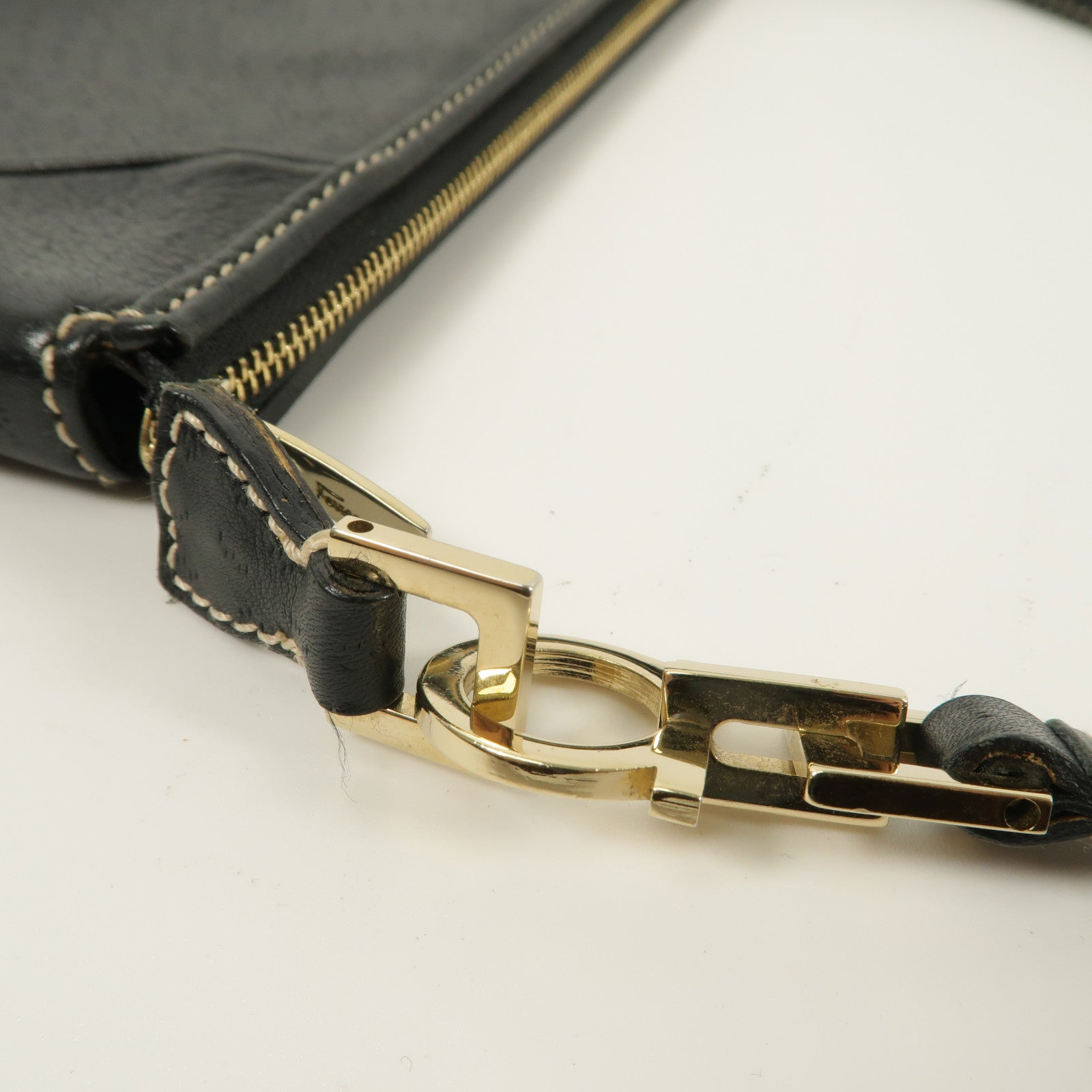 Salvatore Ferragamo 牛皮皮革Shoulder Bag肩背袋