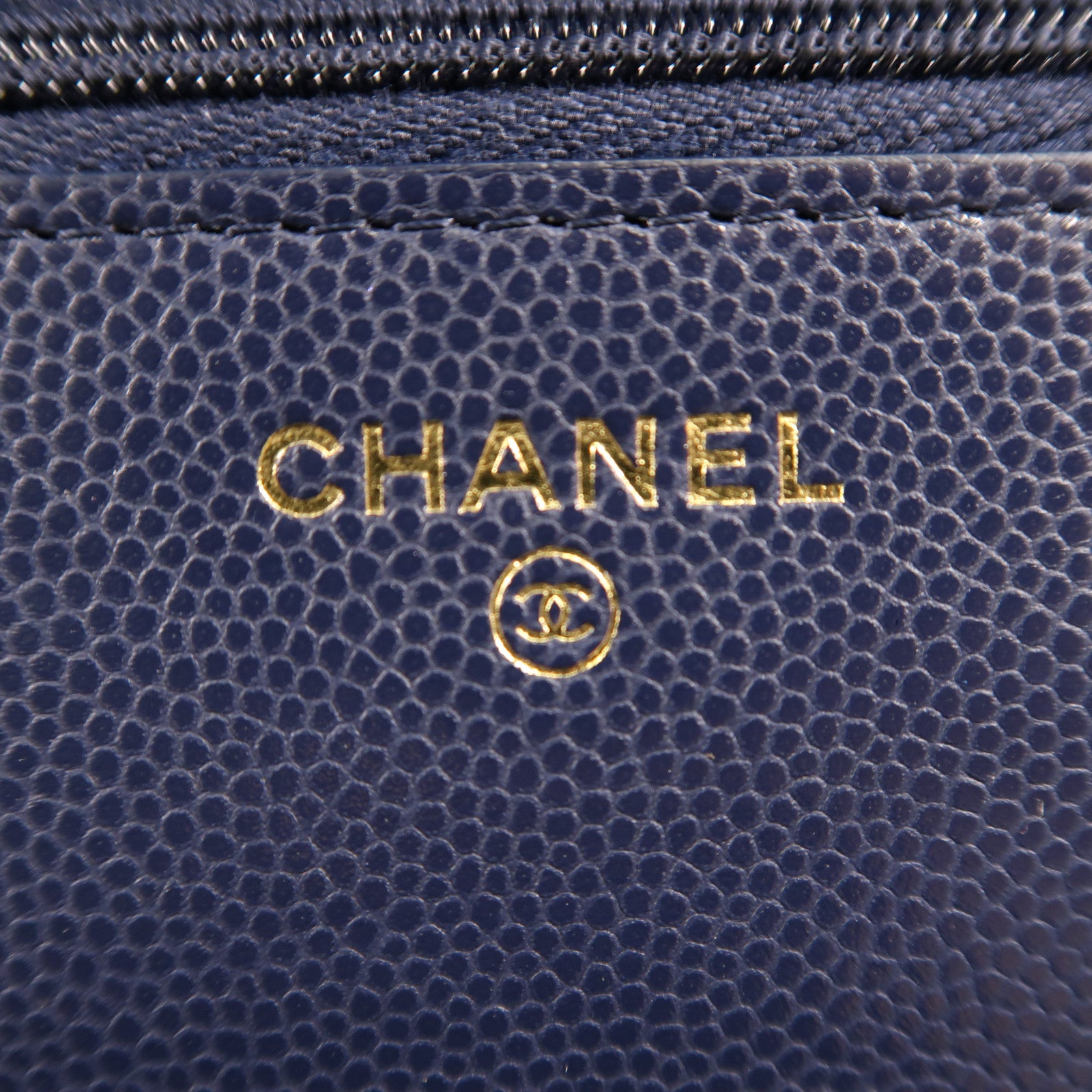 CHANEL 牛皮皮革WOC Wallet On Chain金扣鏈帶肩背袋