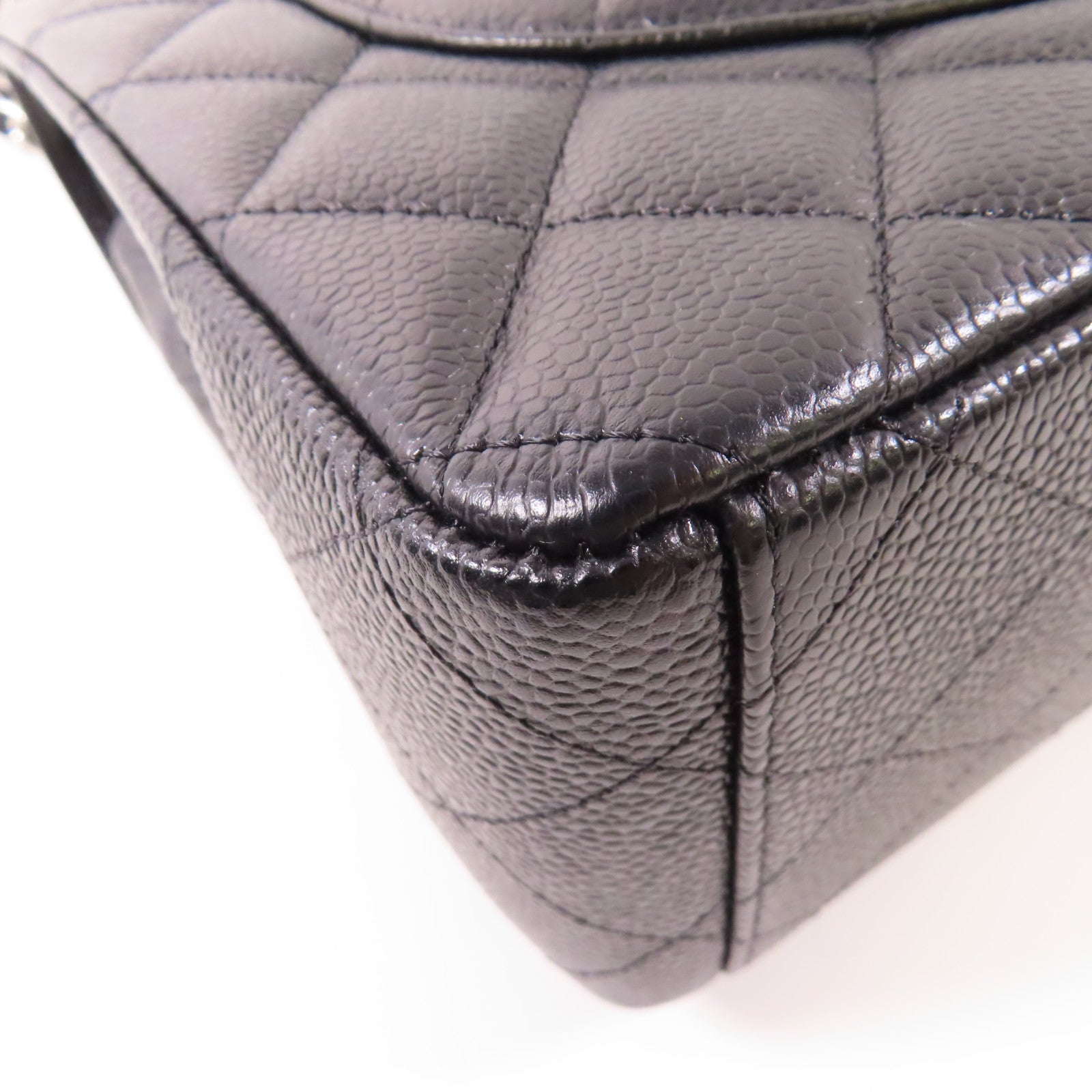 CHANEL 牛皮皮革Maxi Classic銀扣鏈帶肩背袋