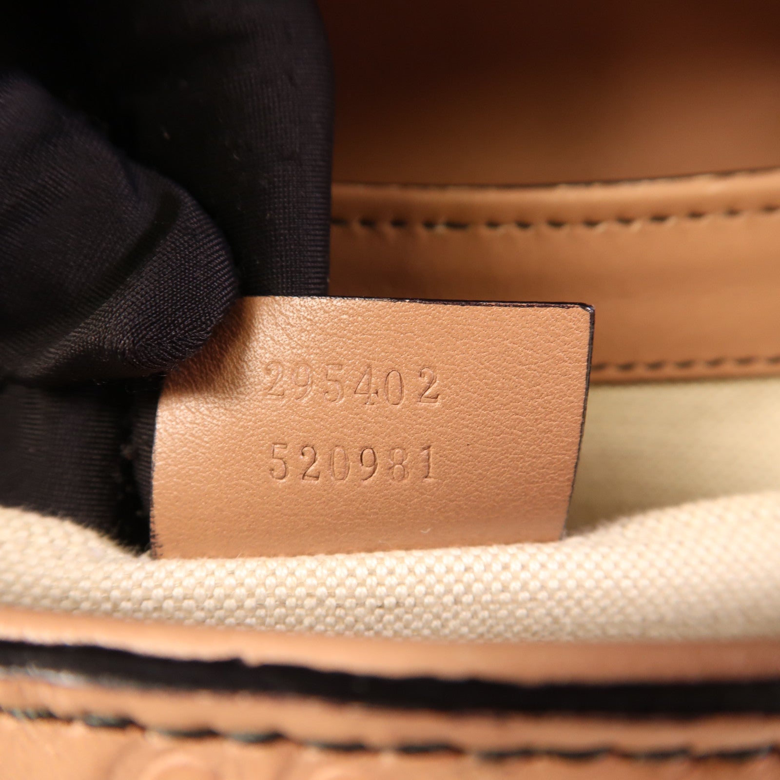 GUCCI 牛皮皮革Horsebit Shoulder Bag金扣鏈帶肩背袋