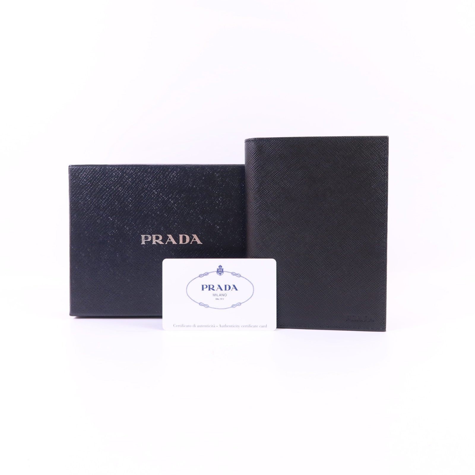 PRADA Saffiano皮革Passport Holder護照套