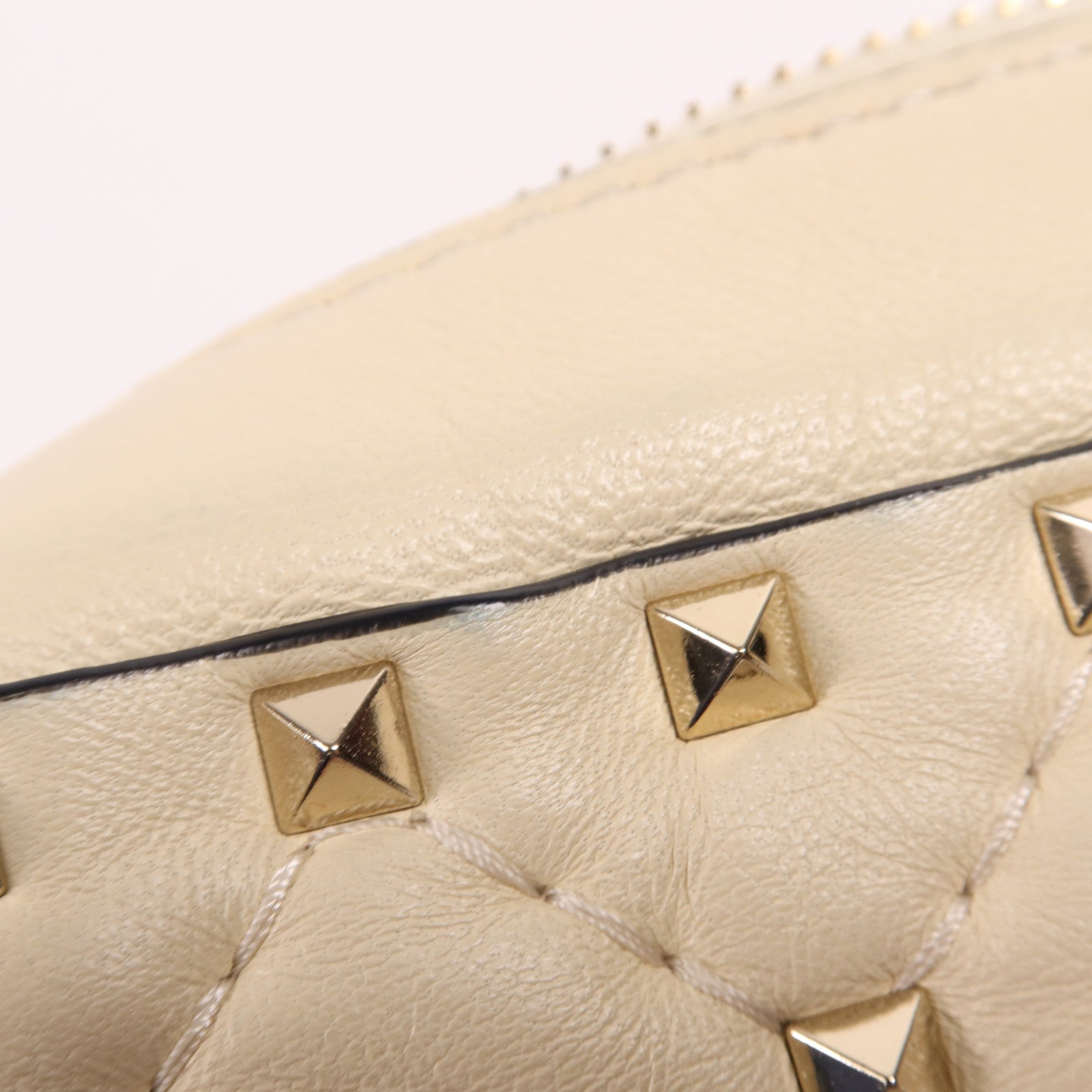 Valentino 牛皮皮革Shoulder Bag金扣肩背袋