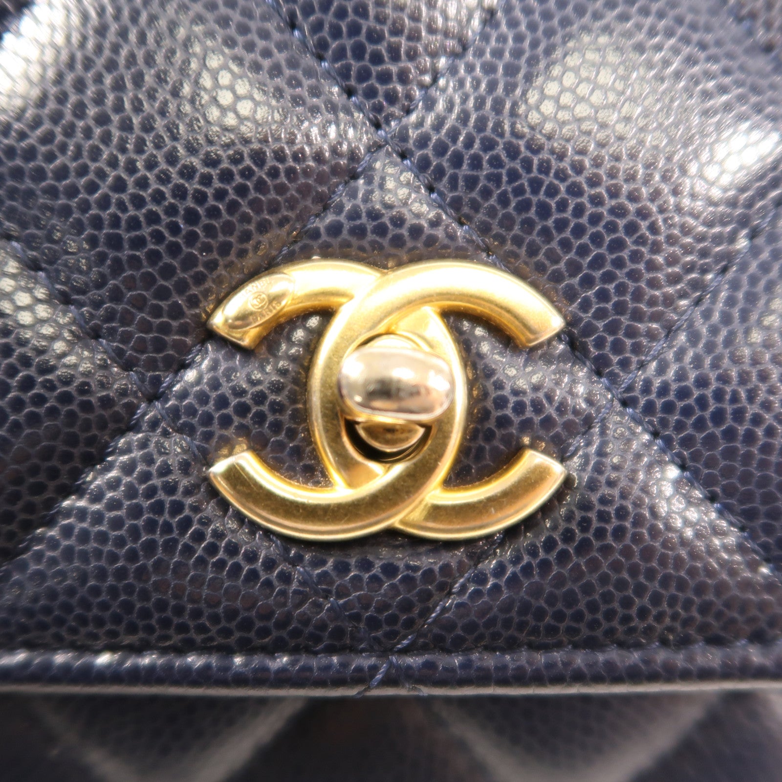 CHANEL 牛皮皮革WOC Wallet On Chain金扣鏈帶肩背袋