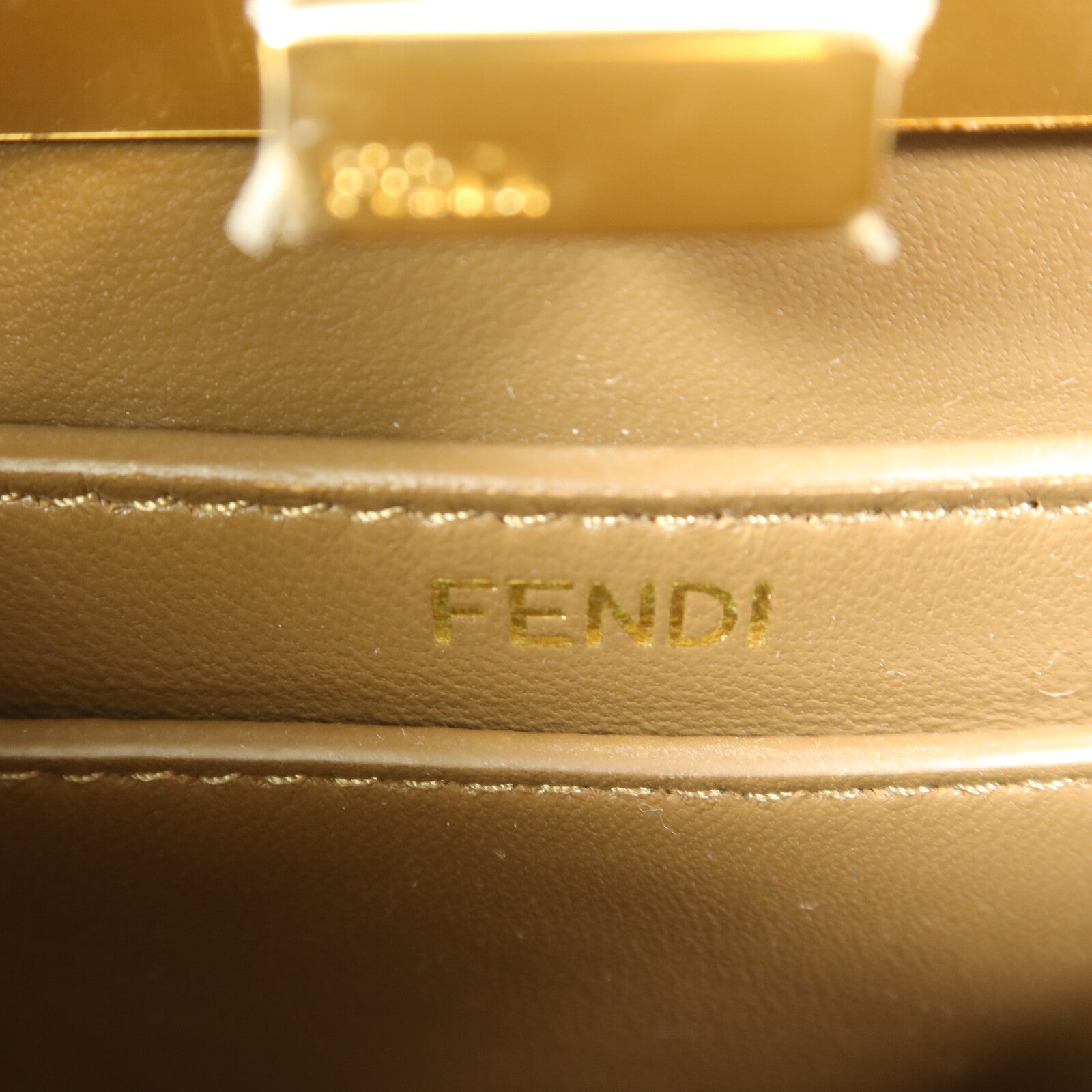 FENDI 珍稀皮革Peekaboo Iseeu Mini手挽肩背兩用袋