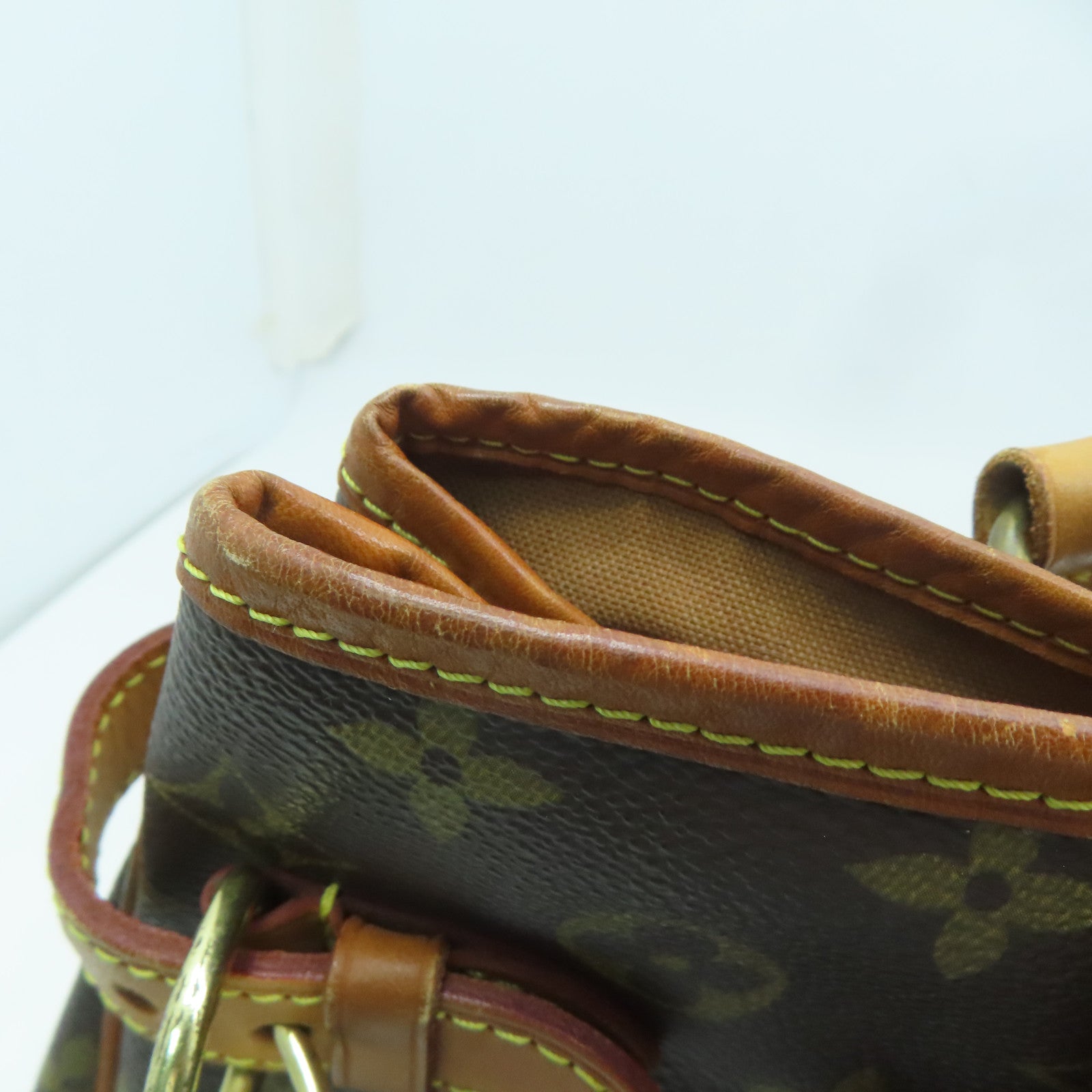 LOUIS VUITTON Monogram Batignolles Horizontal金扣肩背袋啡色