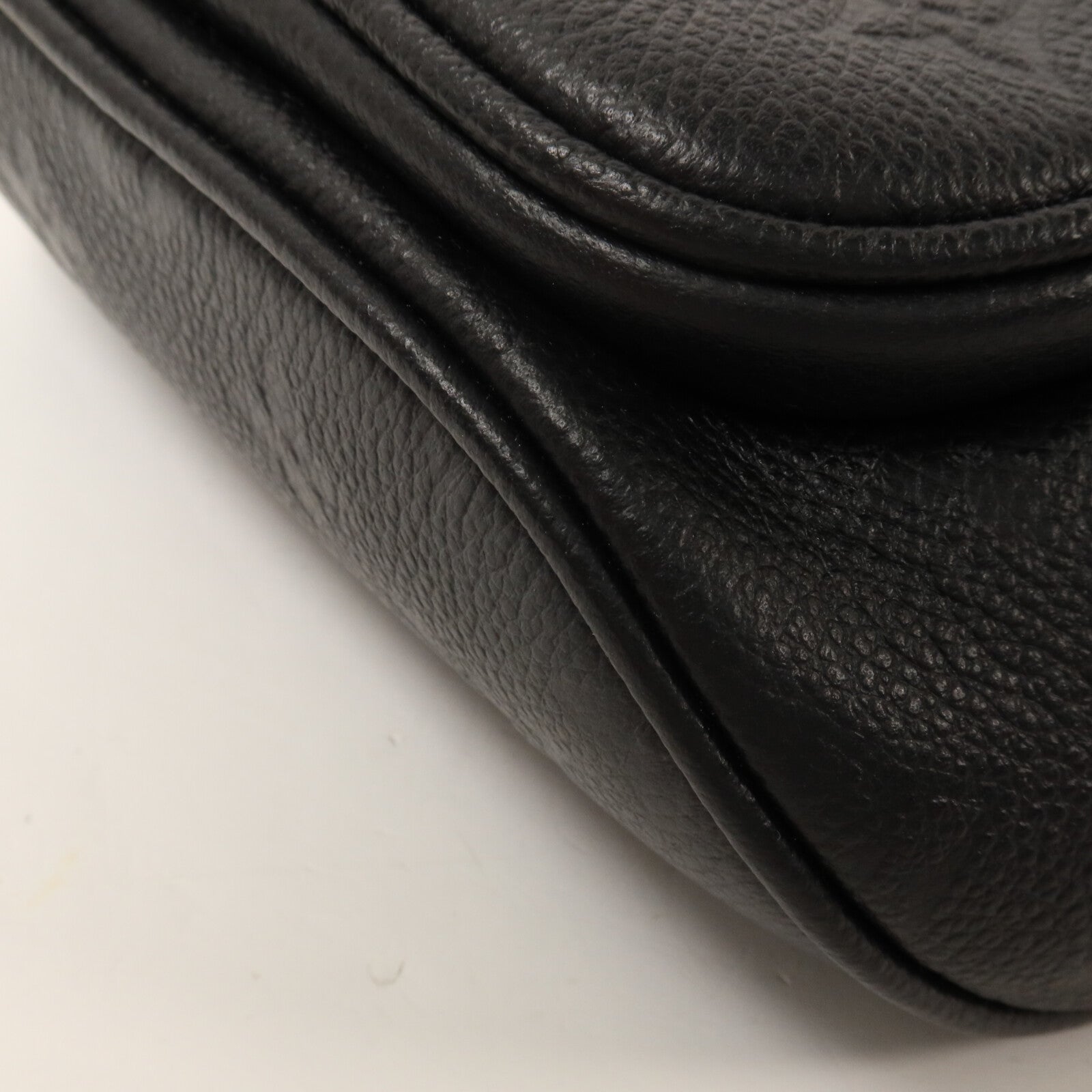 LOUIS VUITTON Monogram Empreinte Mini Bumbag鏈帶手挽肩背兩用袋