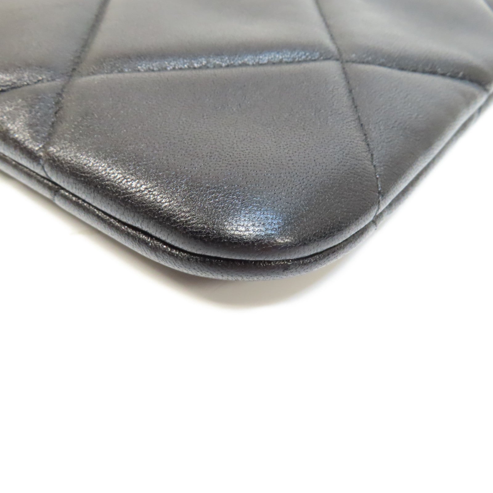 CHANEL 菱格羊皮皮革19 Clutch Bag金扣手拿包黑色